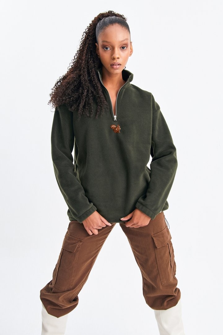 Unisex Sincap Nakışlı Dik Yaka Yarım Fermuarlı Oversize Polar