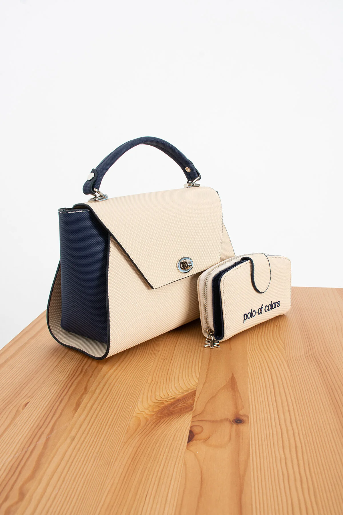 Polo Of Colors Kapaklı El ve Uzun Omuz Askılı Kadın Çanta Cüzdan Takımı - KREM-LACİVERT