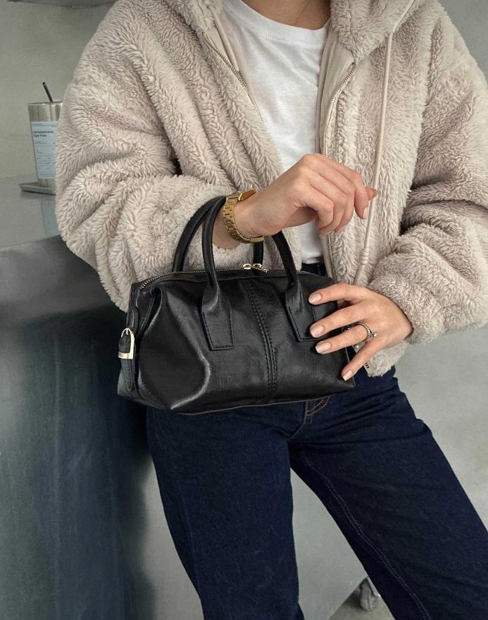 ORTA BOY SİLİNDİR MODEL ÇOK KULLANIŞLI OMUZ ÇANTASI - SİYAH