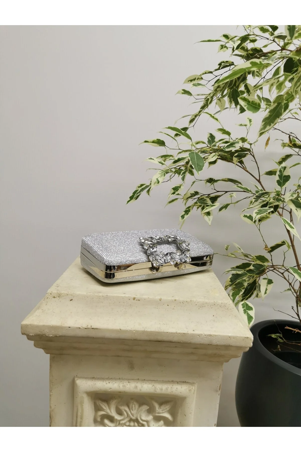 ABİYE TAŞLI TOKALI CLUTCH PORTFÖY EL DÜĞÜN NİŞAN GECE ÇANTASI - SATEN GÜMÜŞ
