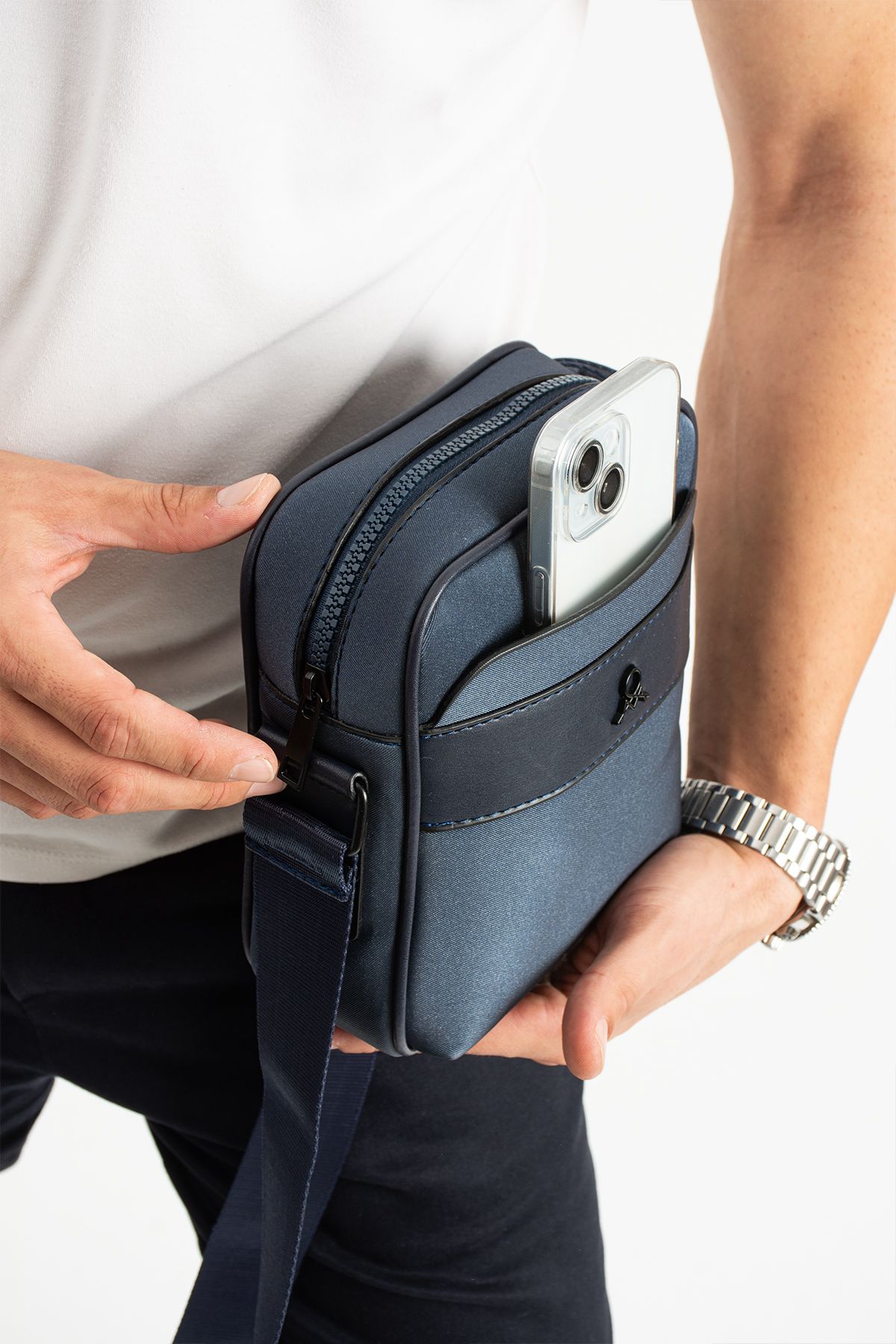 Erkek Günlük Spor Seyahat Çapraz Çanta Saten Kumaş Su İtici Hafif Omuz Göğüs Çantası - LACİVERT