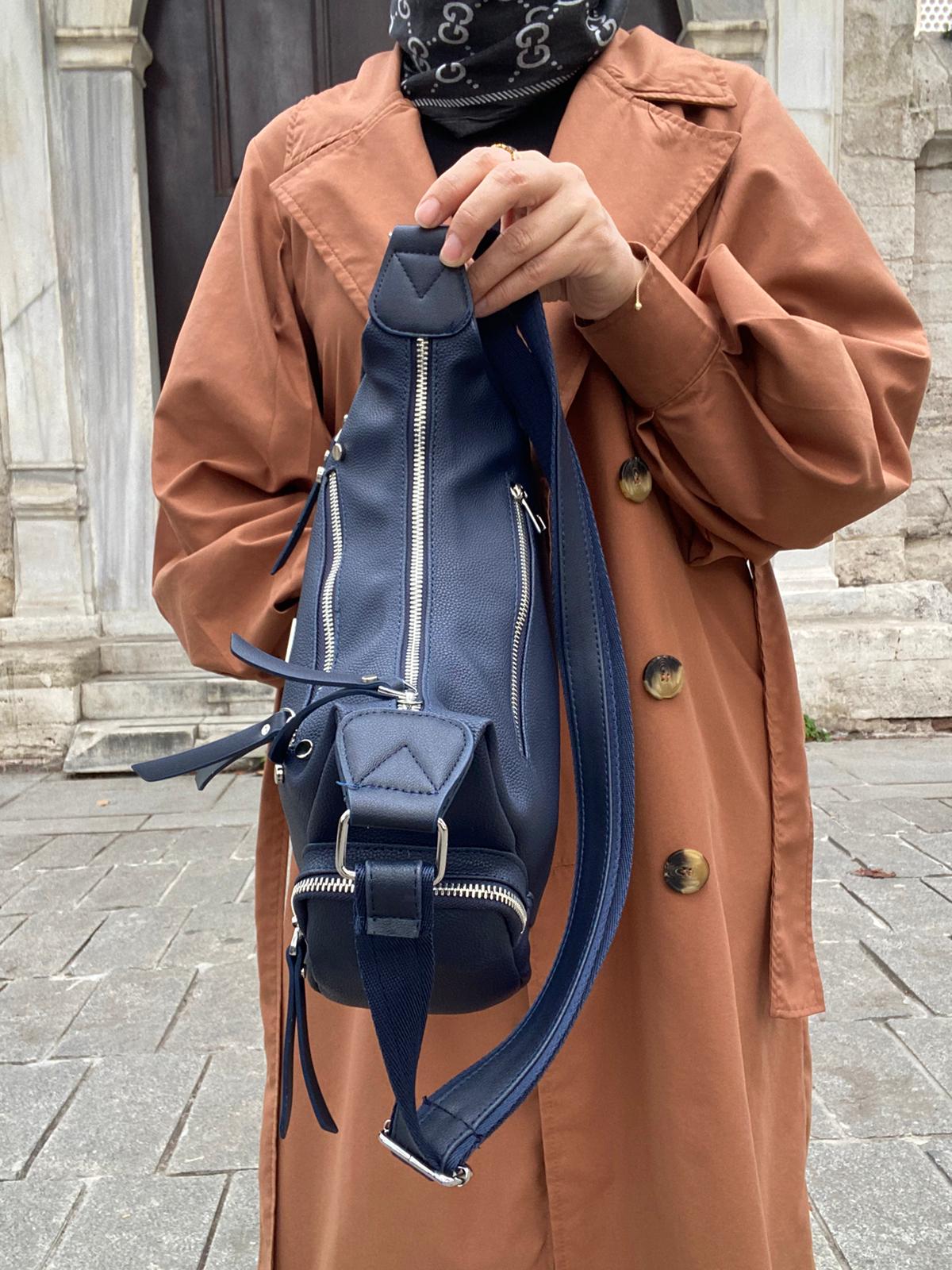 8 BÖLMELİ ASTARLI UZUN ASKILI ÇAPRAZ VE OMUZ ÇANTASI - LACİVERT