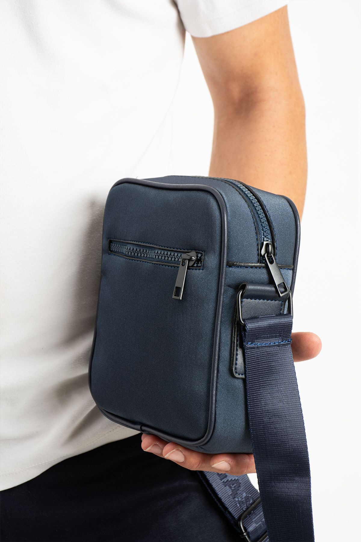 Erkek Günlük Spor Seyahat Çapraz Çanta Saten Kumaş Su İtici Hafif Omuz Göğüs Çantası - LACİVERT