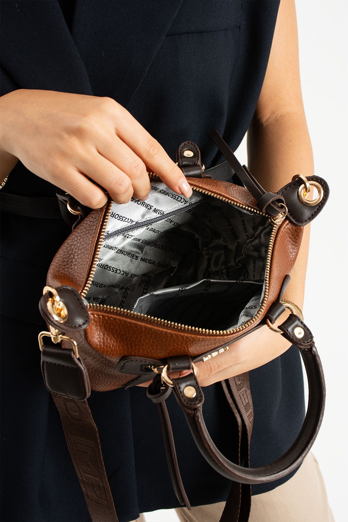 Çok Şık El Ve Omuz Çantası - TABA-KAHVE