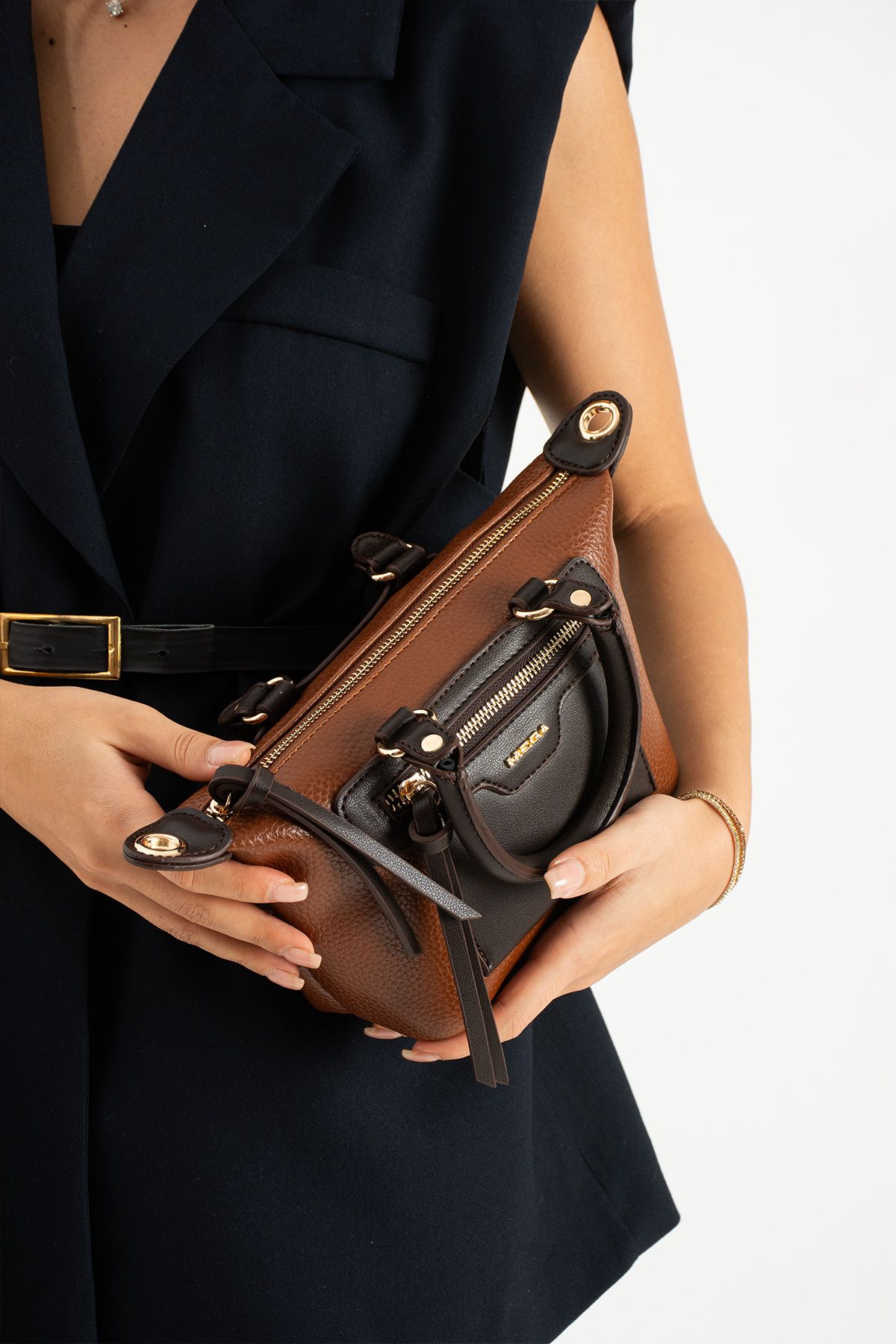 Çok Şık El Ve Omuz Çantası - TABA-KAHVE