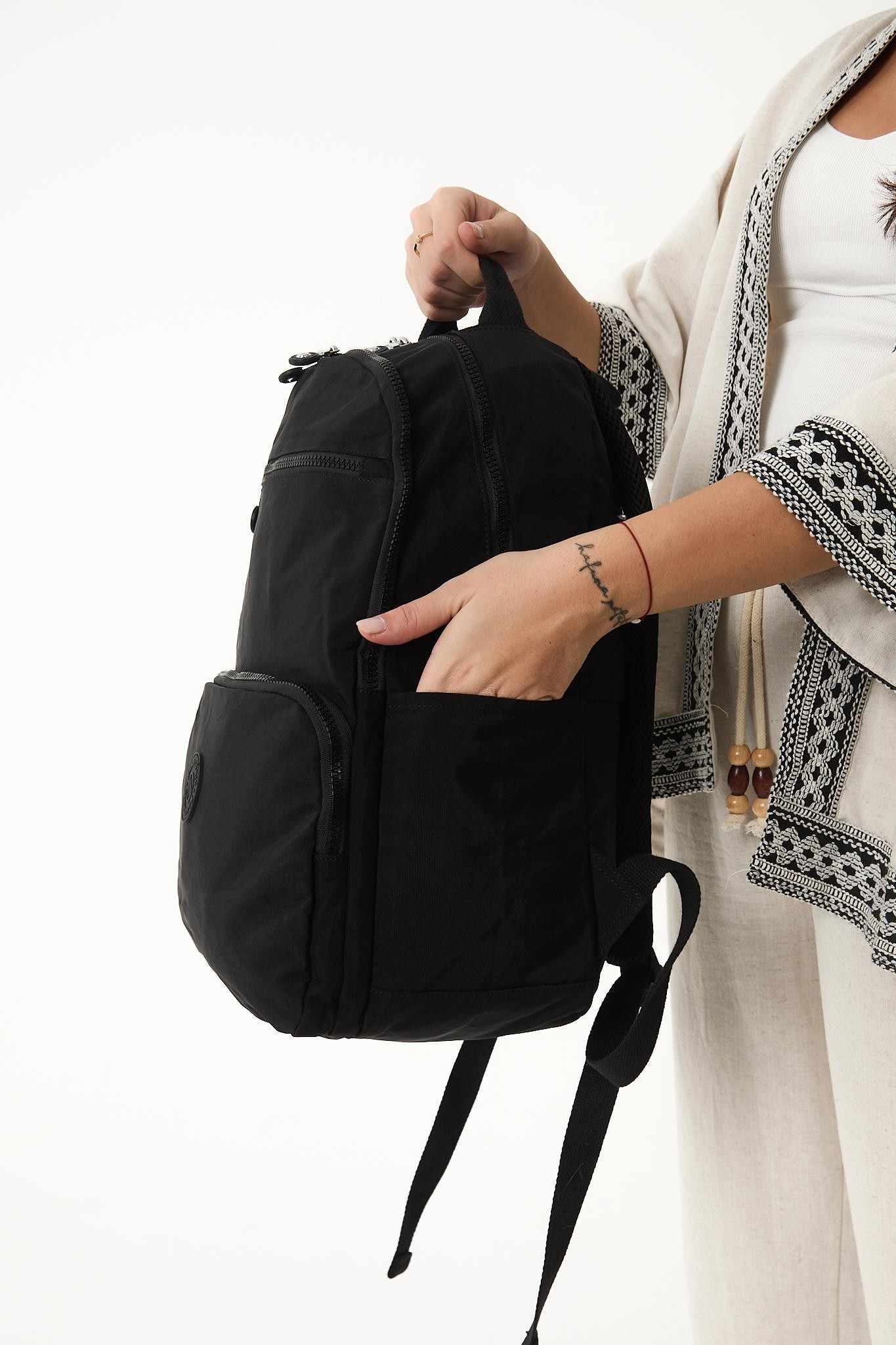 Unisex Suya Dayanıklı Orta Boy Krinkıl Kumaş Çok Gözlü Laptop Okul Ve Seyahat Sırt Çantası - SİYAH