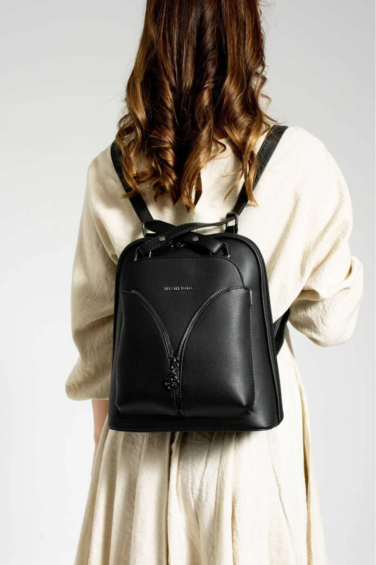 Yoro Model Kadın Sırt Ve Omuz Çantası Su Geçirmez Suni Deri Çok Cepli Ultra - SİYAH