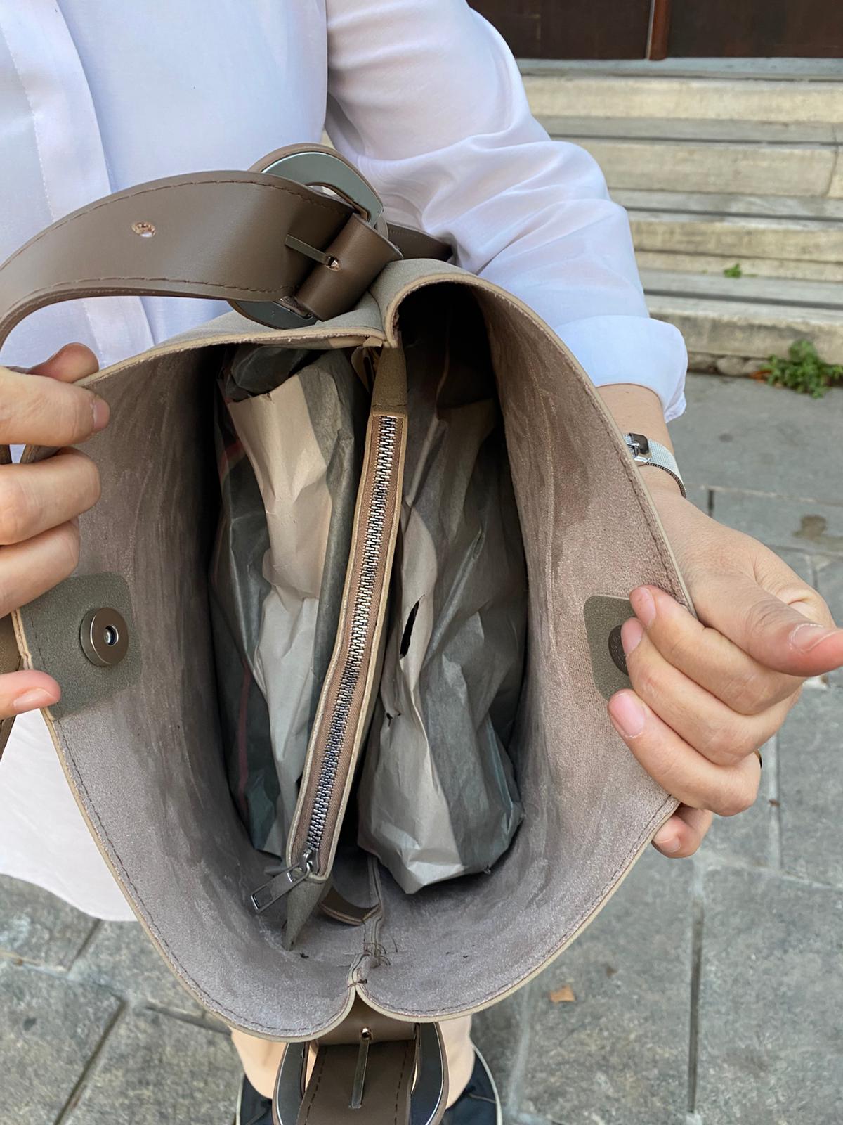 Süet Kemer Detaylı Büyük Boy Omuz Çantası - SÜET VİZON