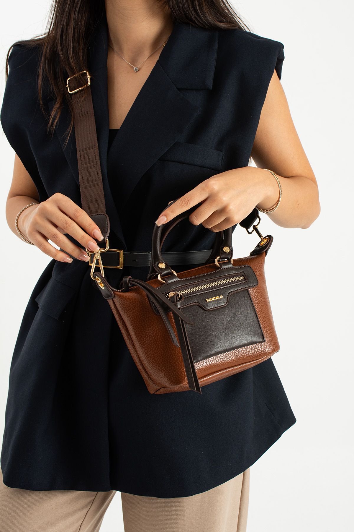 Çok Şık El Ve Omuz Çantası - TABA-KAHVE