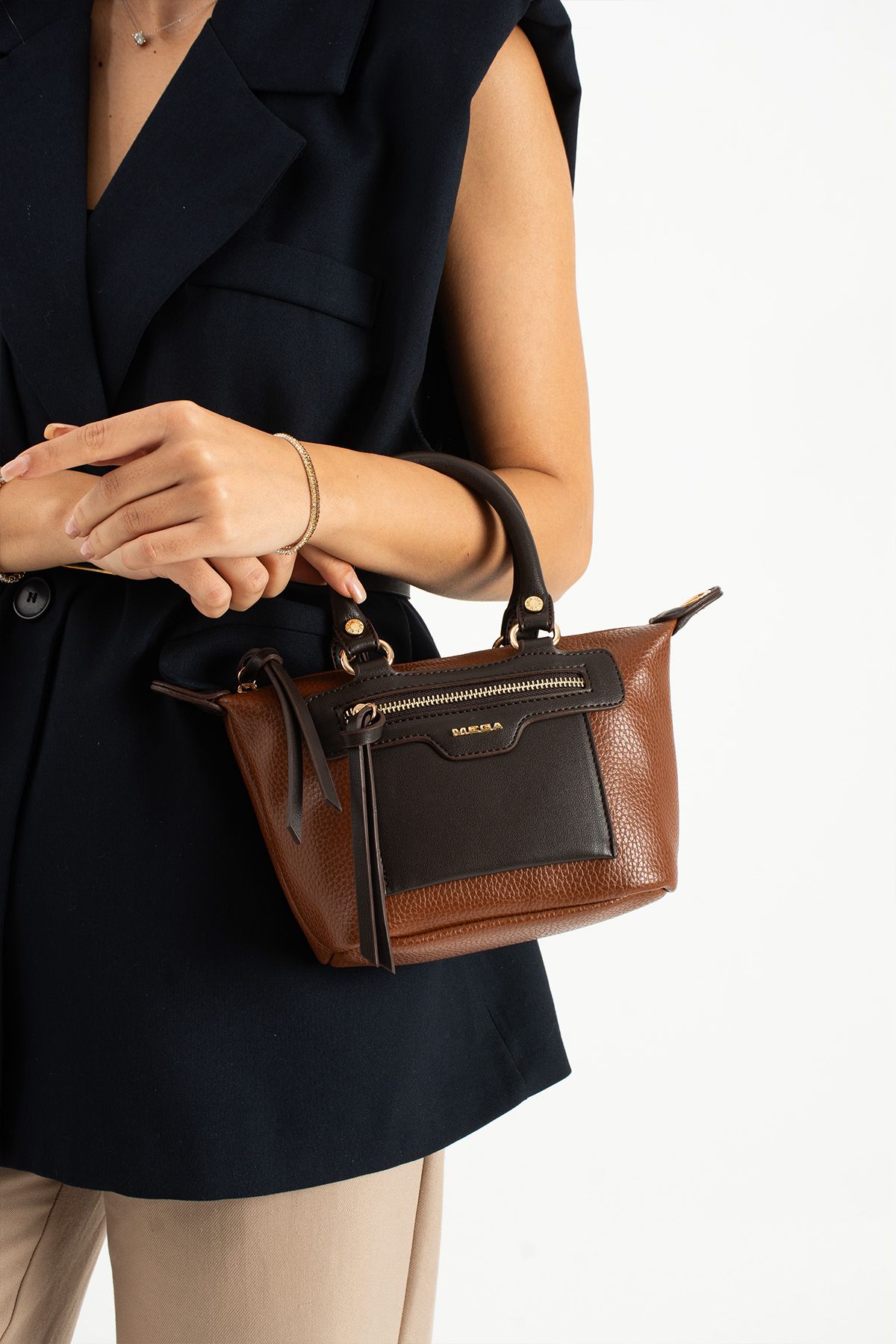 Çok Şık El Ve Omuz Çantası - TABA-KAHVE