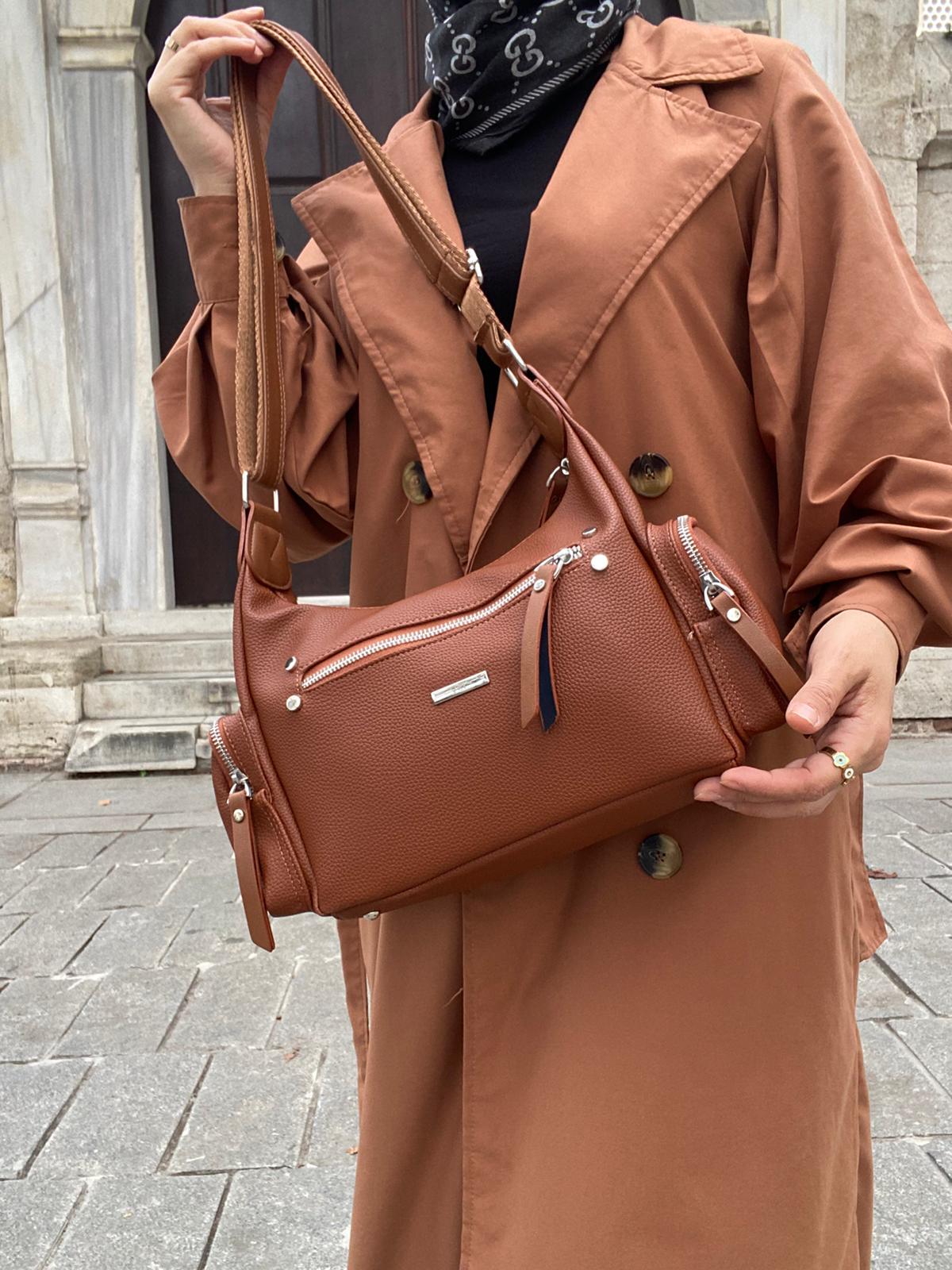 8 BÖLMELİ ASTARLI UZUN ASKILI ÇAPRAZ VE OMUZ ÇANTASI - TABA