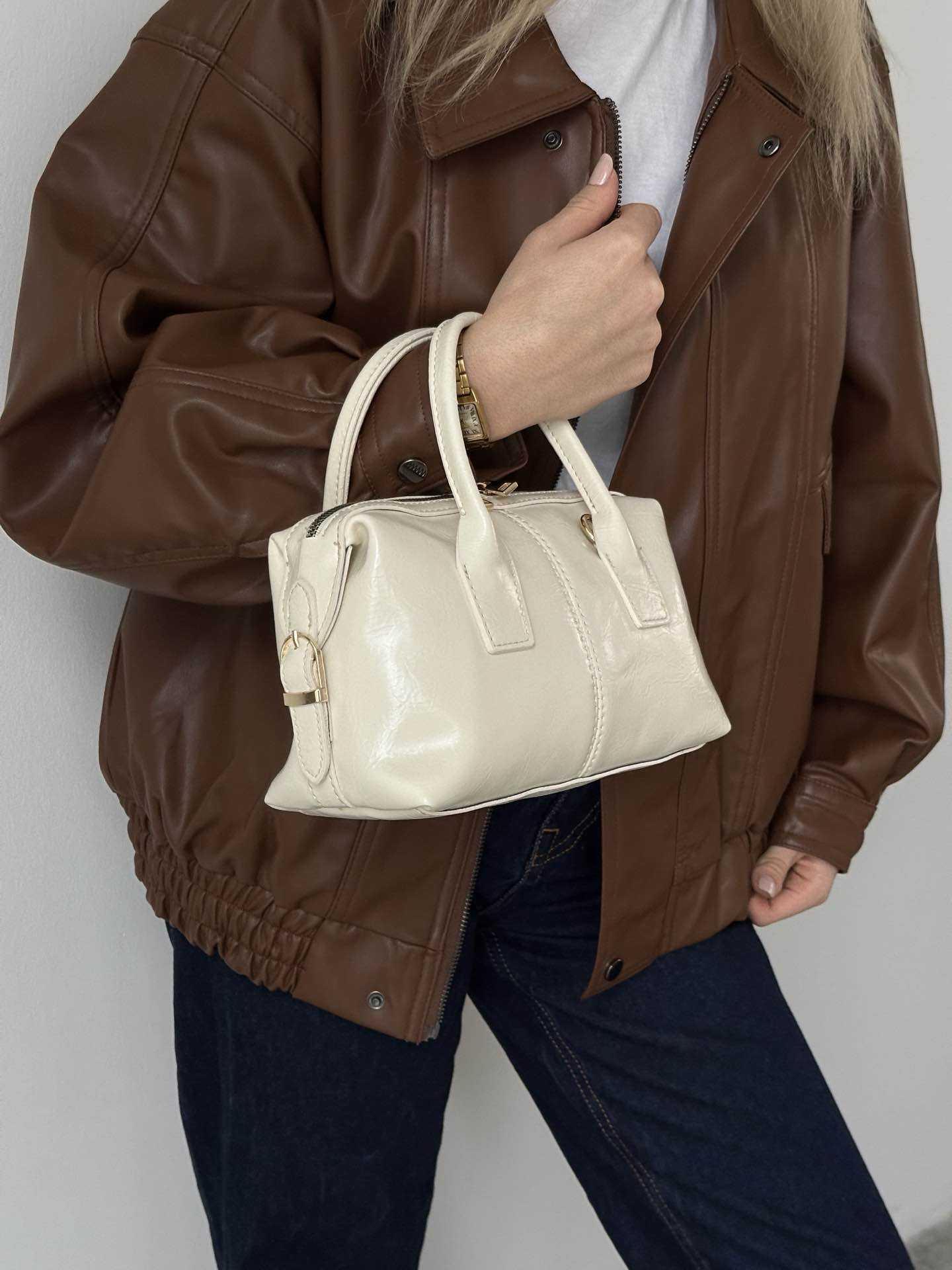 ORTA BOY SİLİNDİR MODEL ÇOK KULLANIŞLI OMUZ ÇANTASI - BEJ