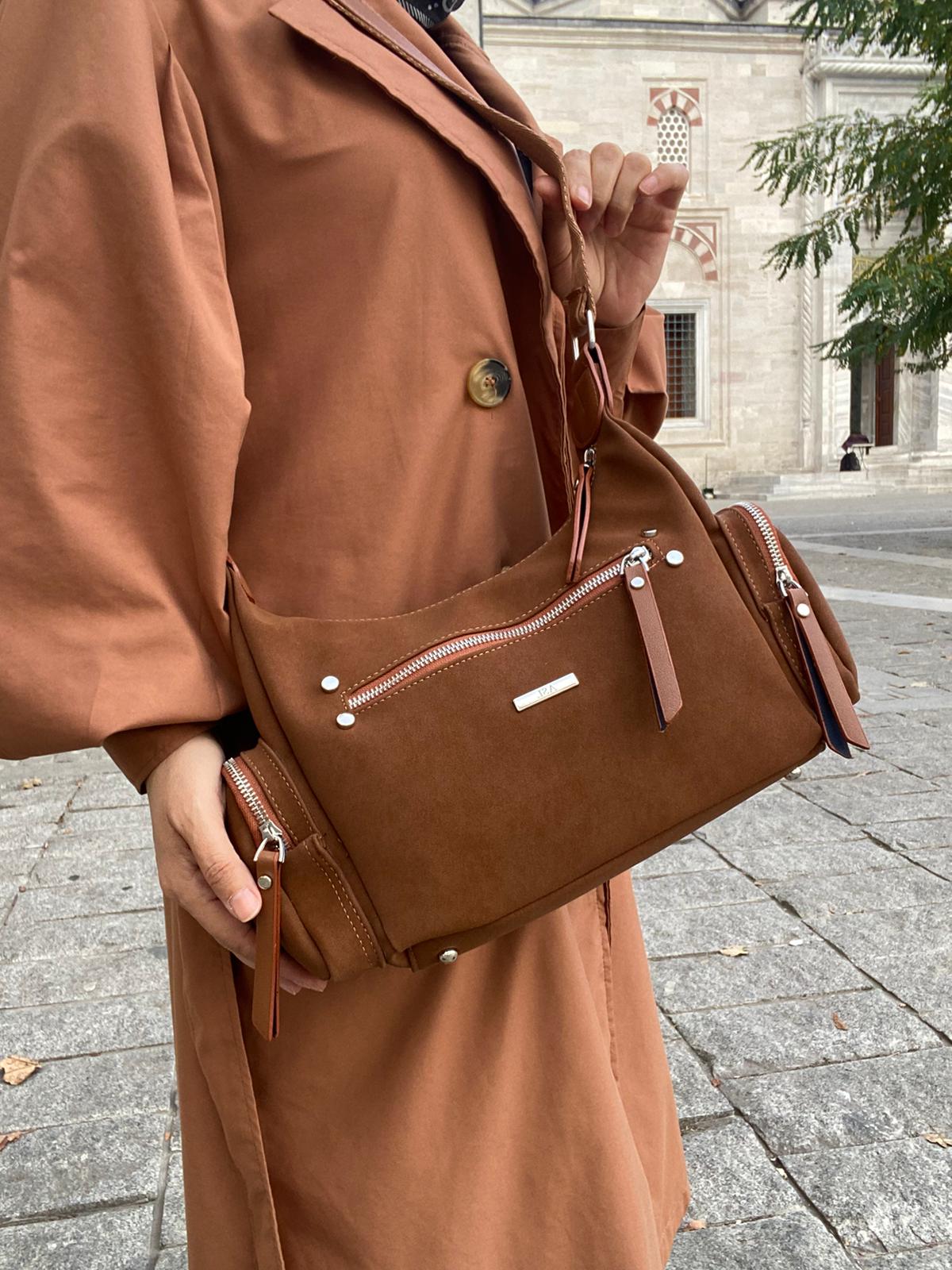 8 BÖLMELİ ASTARLI UZUN ASKILI ÇAPRAZ VE OMUZ ÇANTASI - TABA-NUBUK