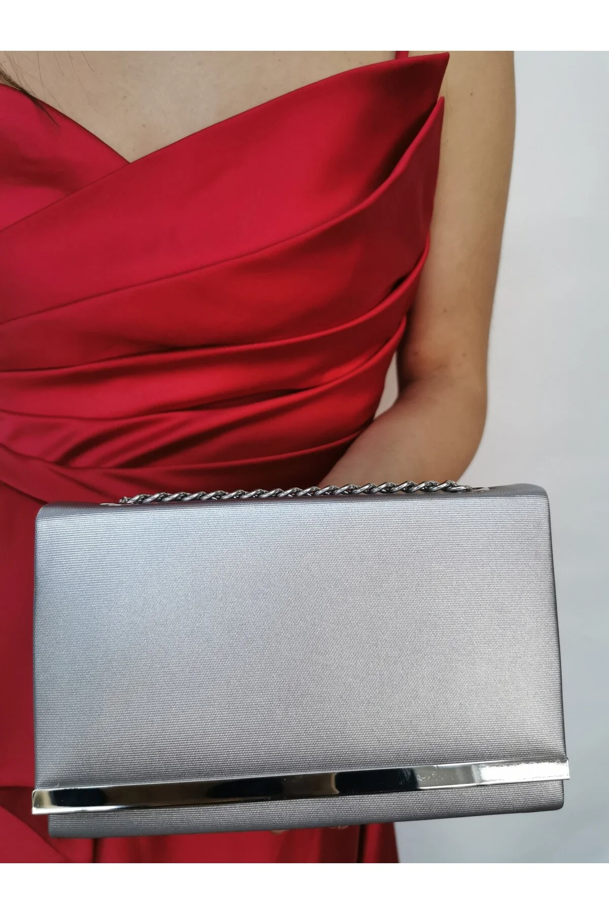 Çok Şık Özel Günler İçin Abiye Çantası - GÜMÜŞ