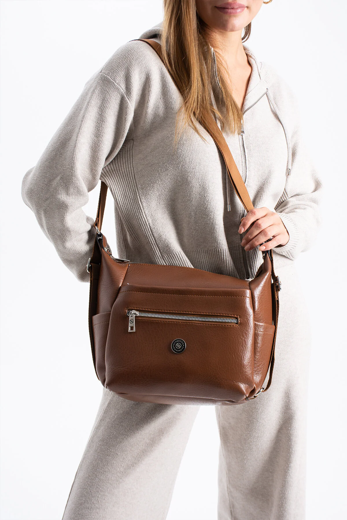 4 Bölmeli Hem Sırt Hem Omuz Çantası Çok Kullanışlı - TABA