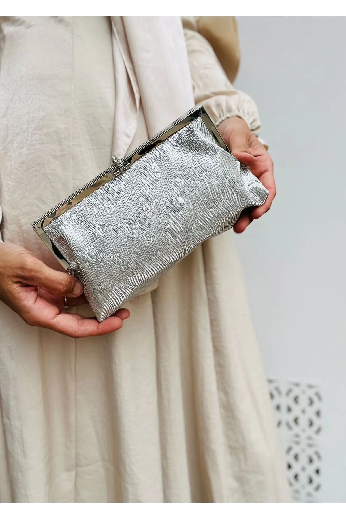 Taş Detaylı Çok Şık A kalite Abiye Çanta - GRİ