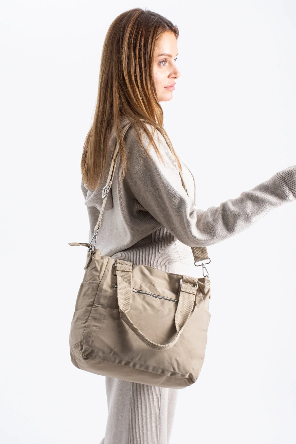 Büyük Boy 4 Bölmeli Suya Dayanıklı Paraşüt Kumaş Çapraz Ve Omuz Askılı Çanta - BEJ