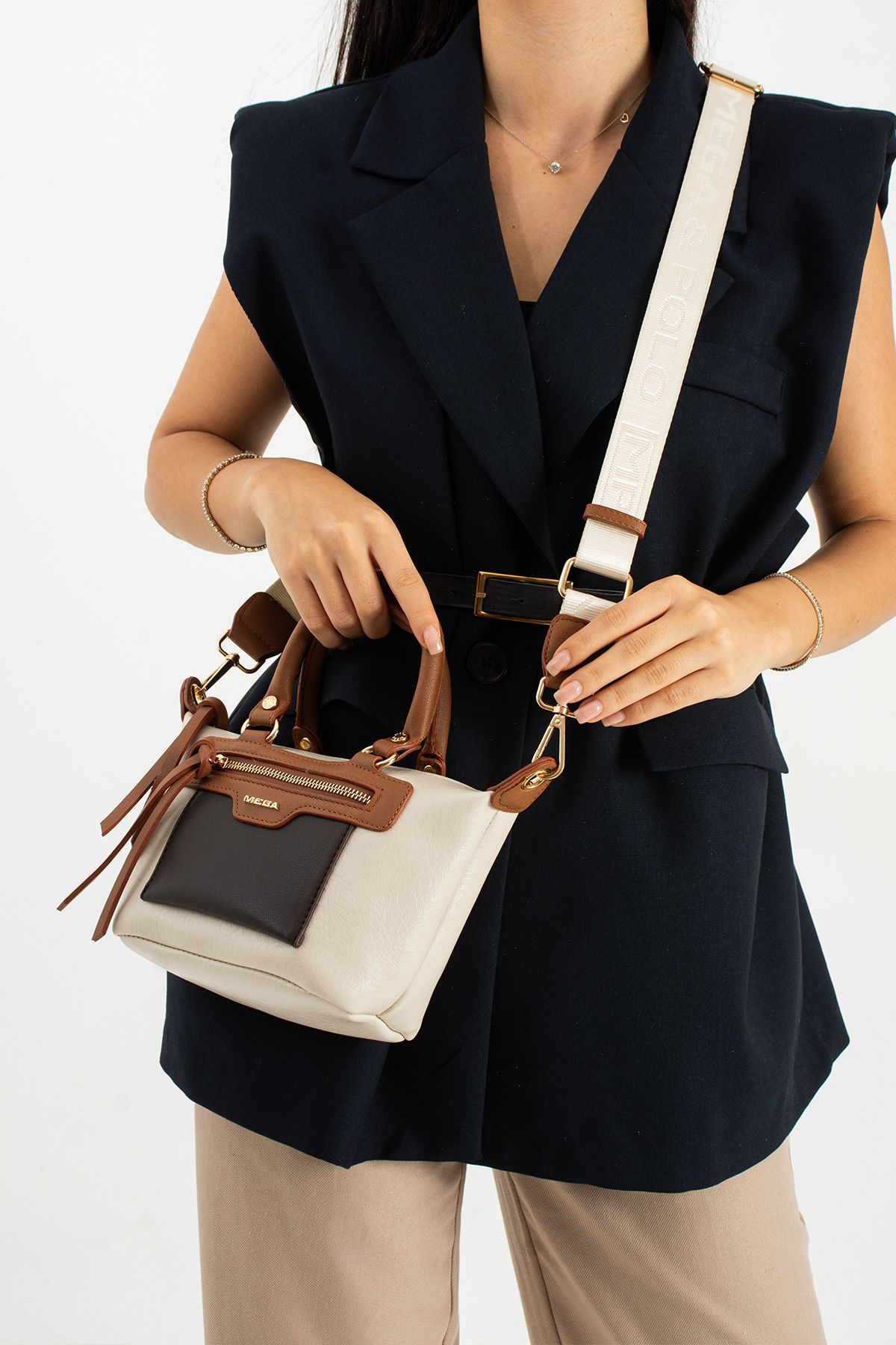 Çok Şık El Ve Omuz Çantası - KREM