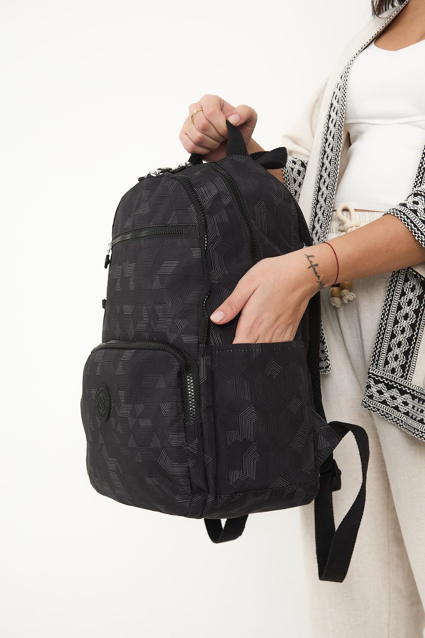 Unisex Suya Dayanıklı Orta Boy Krinkıl Kumaş Çok Gözlü Laptop Okul Ve Seyahat Sırt Çantası - SİYAH DESEN