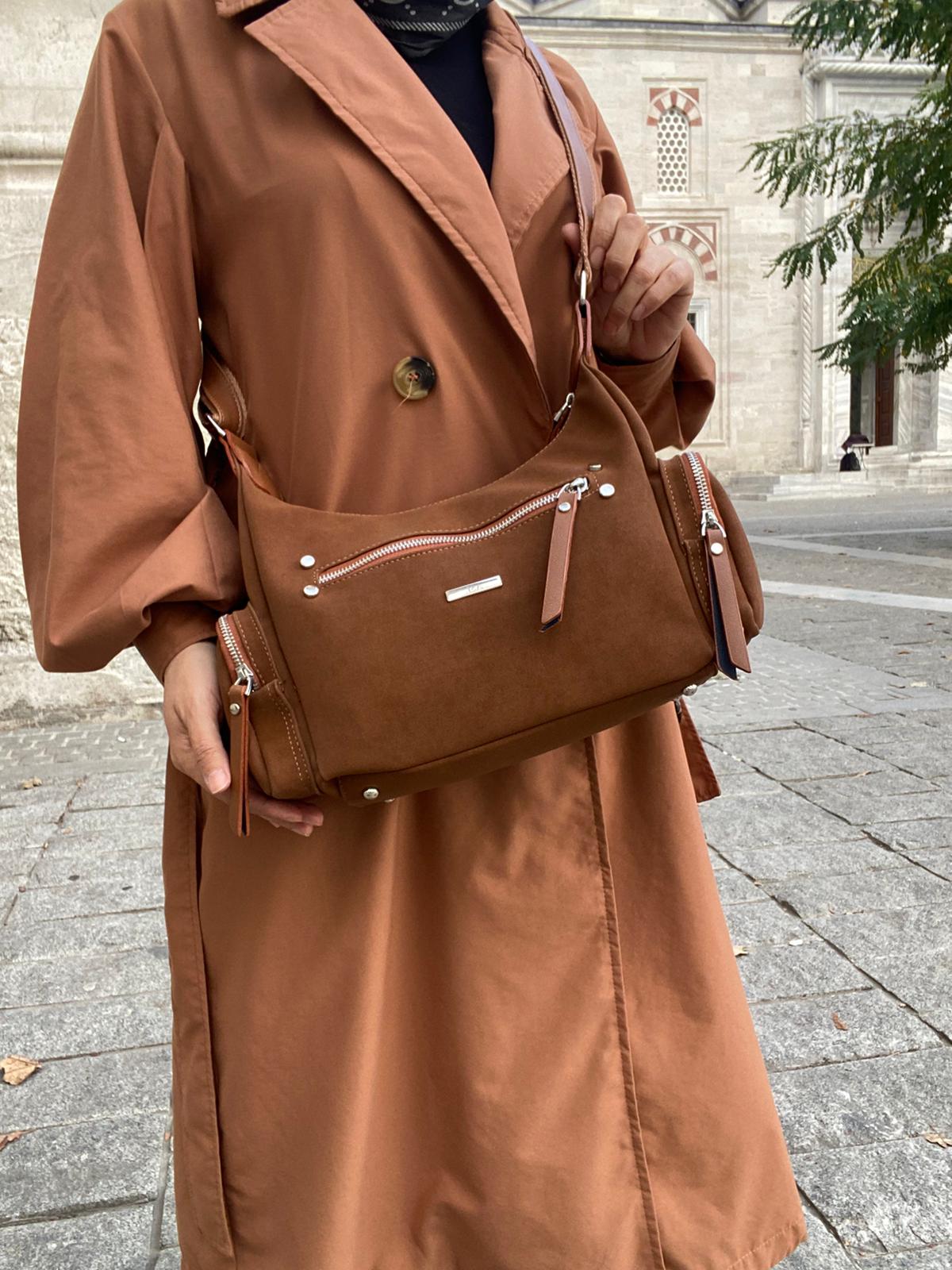 8 BÖLMELİ ASTARLI UZUN ASKILI ÇAPRAZ VE OMUZ ÇANTASI - TABA-NUBUK