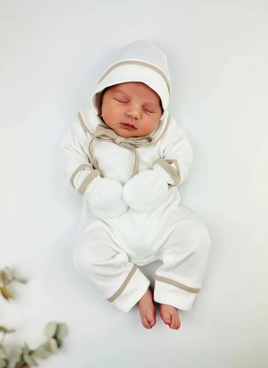 Bej Biyeli Lora Şapka Bebe Yaka Üçlü Tulum Set - Bej