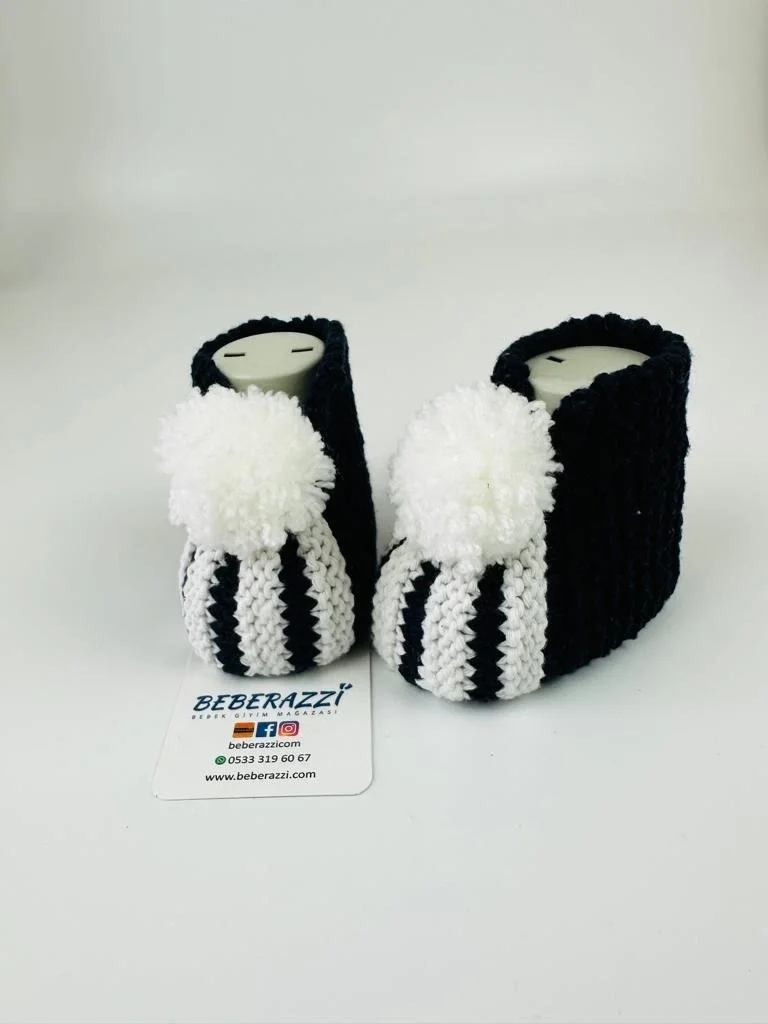 Lacivert Çizgili Ponponlu Patik - Lacivert