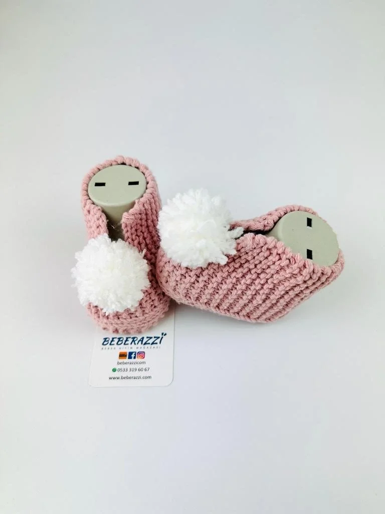 Pembe Ponponlu Patik - Pembe