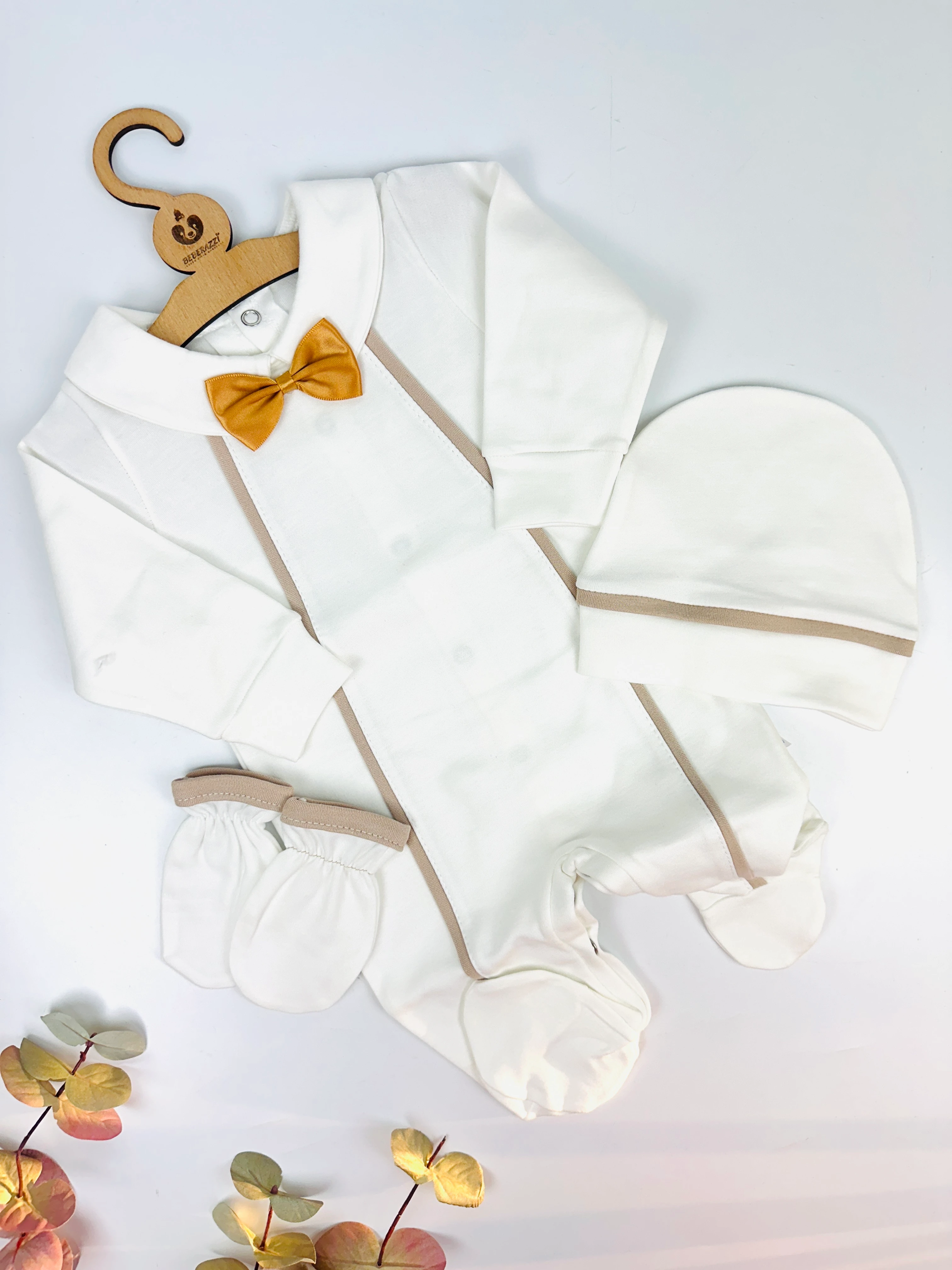 Bej Papyon Temalı Bebe Yaka Üçlü Yenidoğan Set