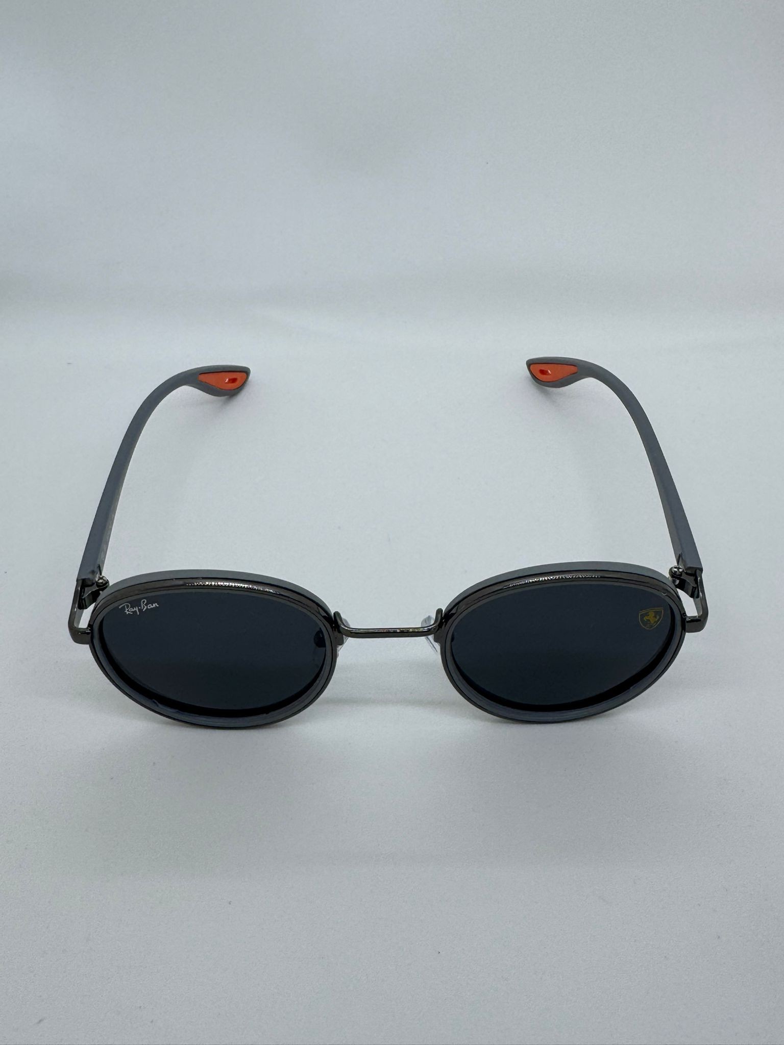 Ray-Ban Ferrari Modeli space gray