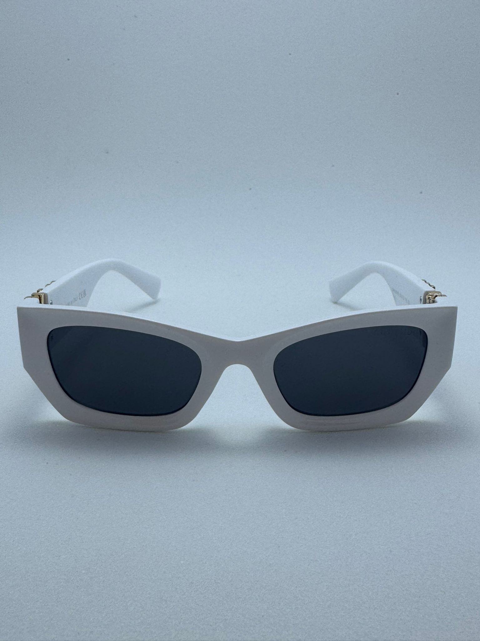 Miu Miu AE Mu 11 White 