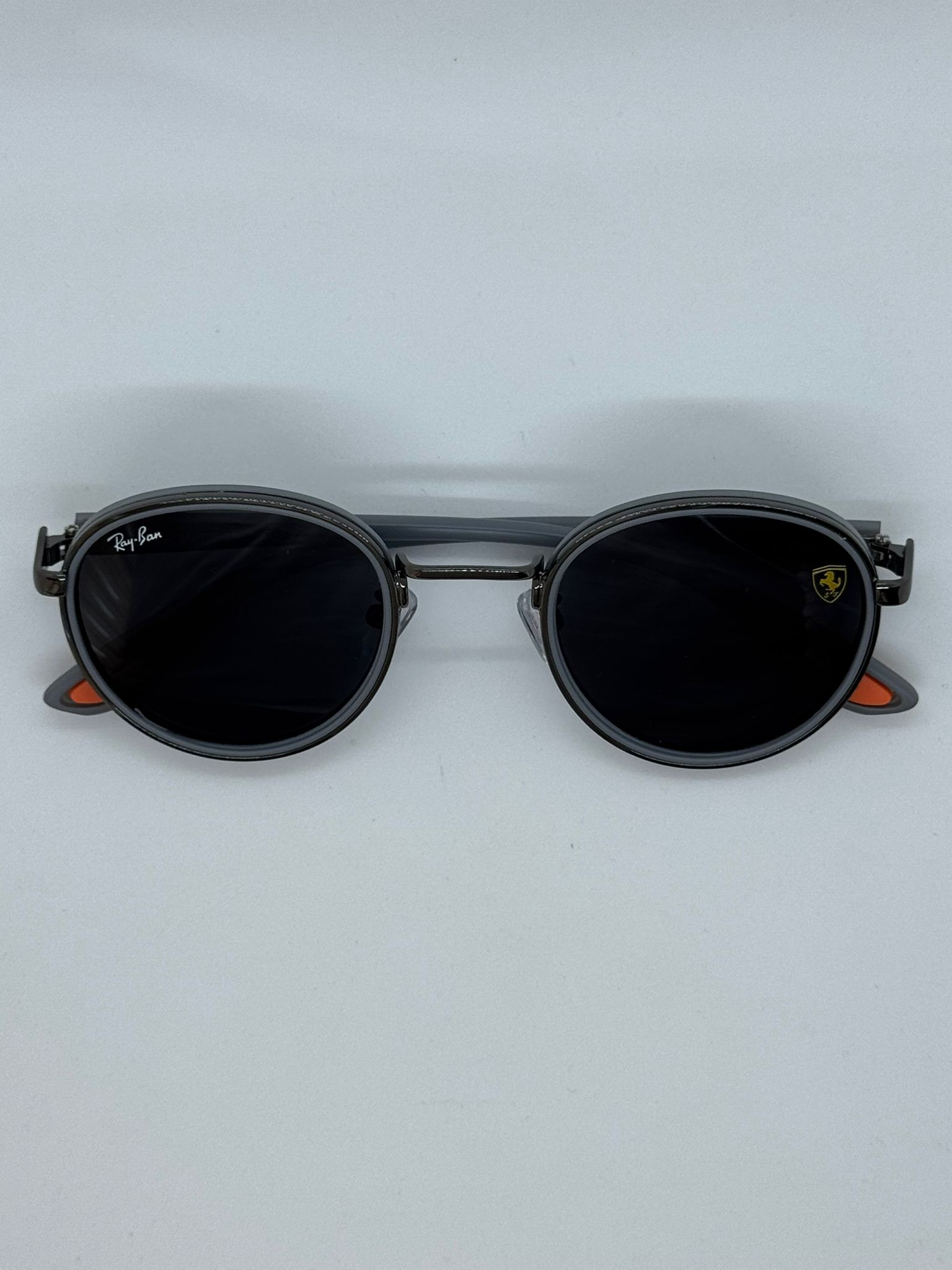 Ray-Ban Ferrari Modeli space gray