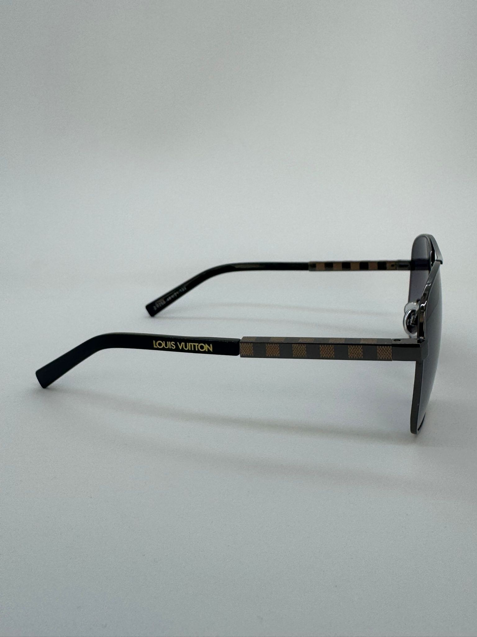 Louis Luvitton Z0259 Titanyum