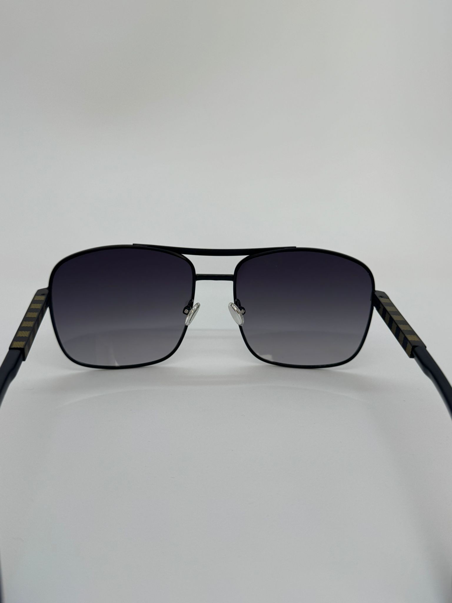 Louis Vuitton Z0259 Black