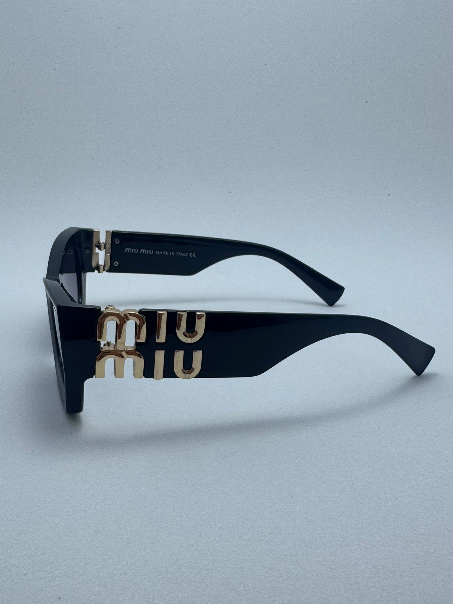 Miu Miu AE Mu 11 Black