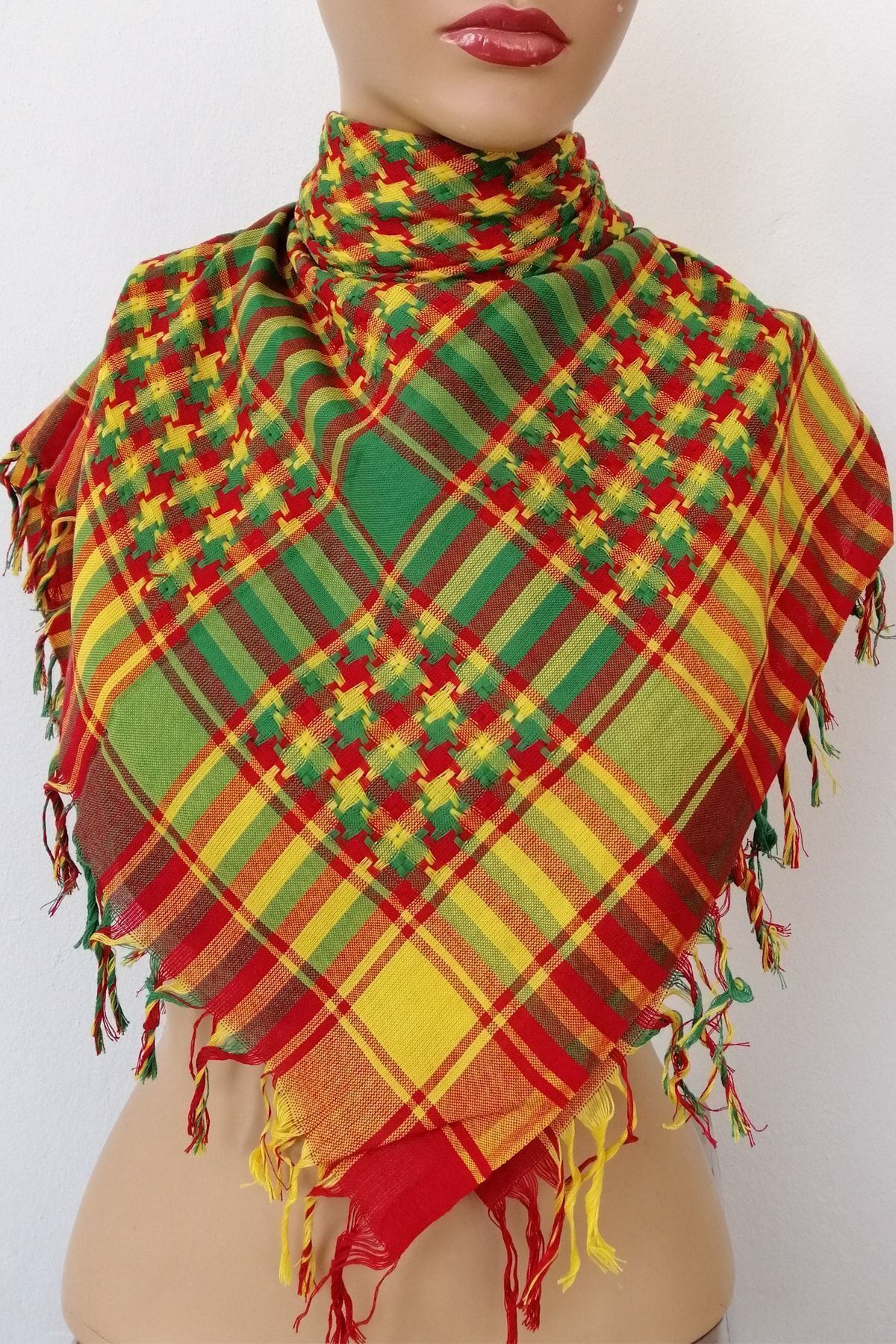 Puşi, Poşu, Kefiye Şal