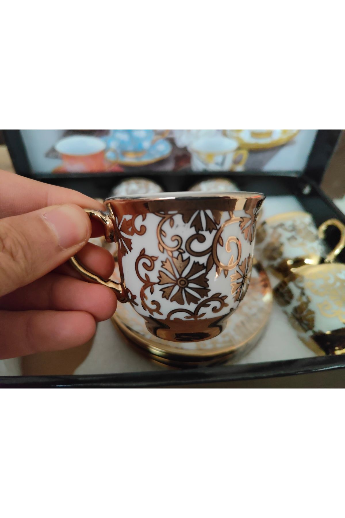 Çiçek desenli uygun ekonomik altın sarısı kahve fincan takımı