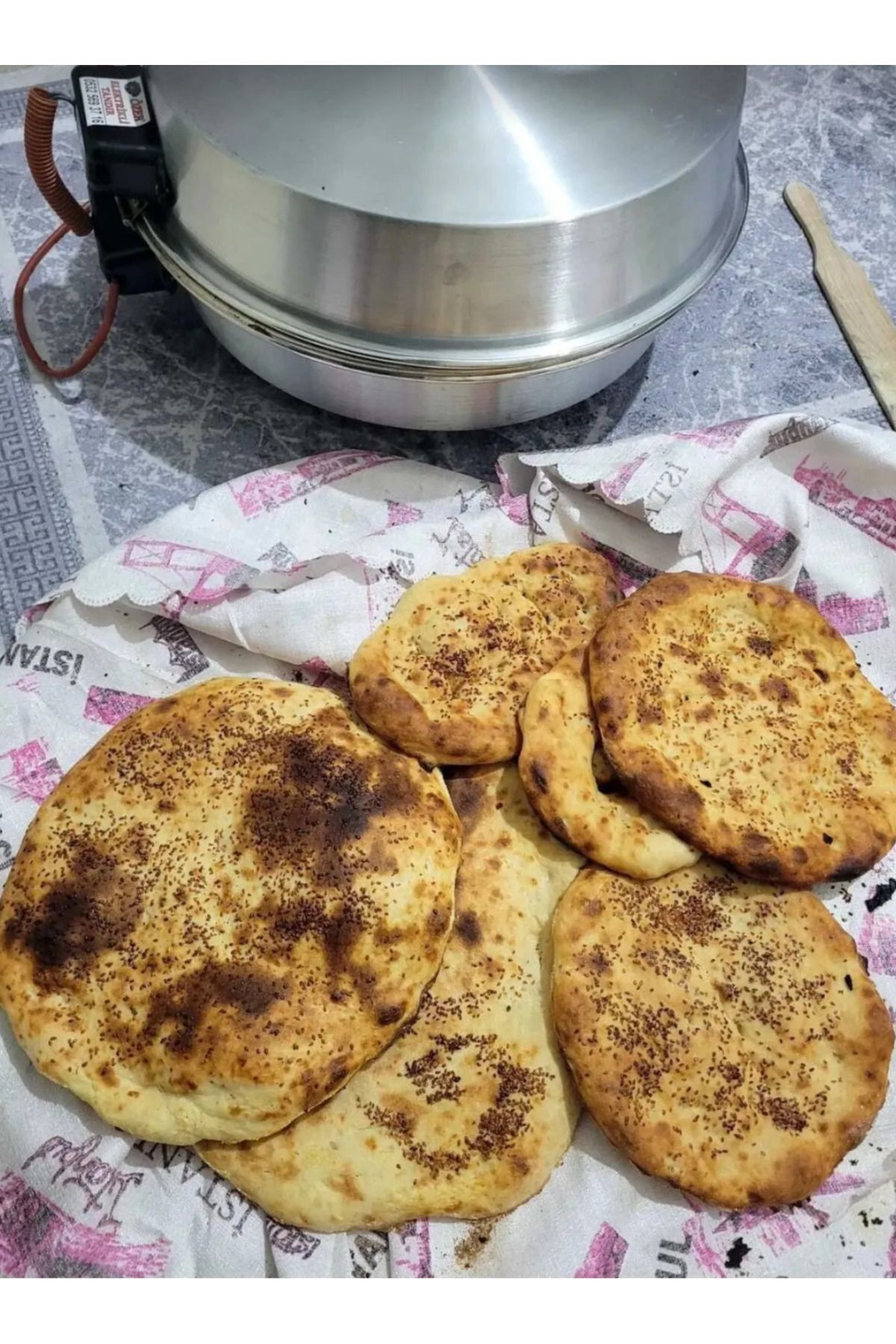 Elektrikli Tandır Ekmek Yapma Makinası Kızartma Gri Renk Lahmacun Taptapa Lavaş Fırın 45 Cm Cymkn02