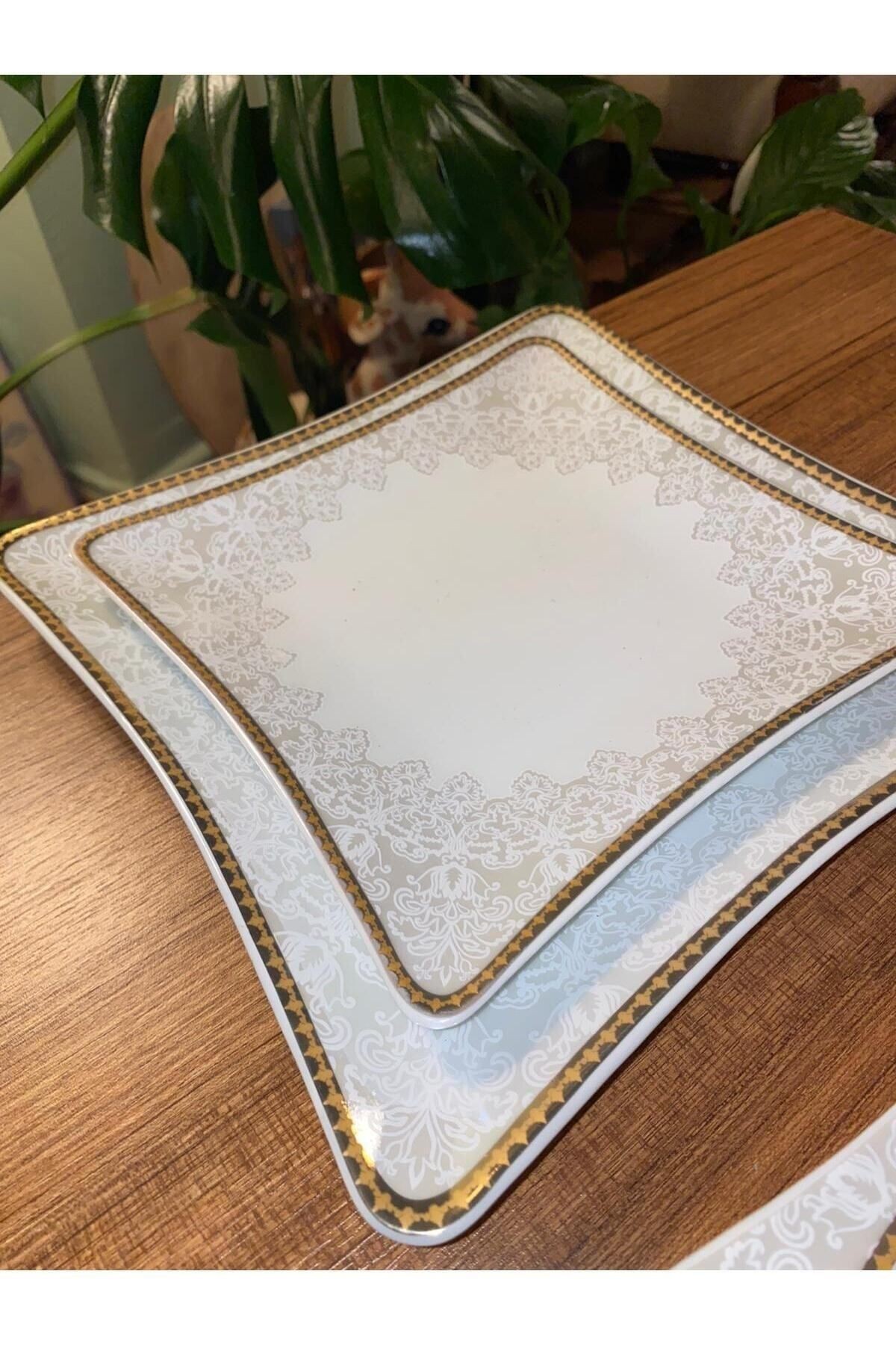 Gold Işlemeli Porselen Yemek Takımı Yodi Bag