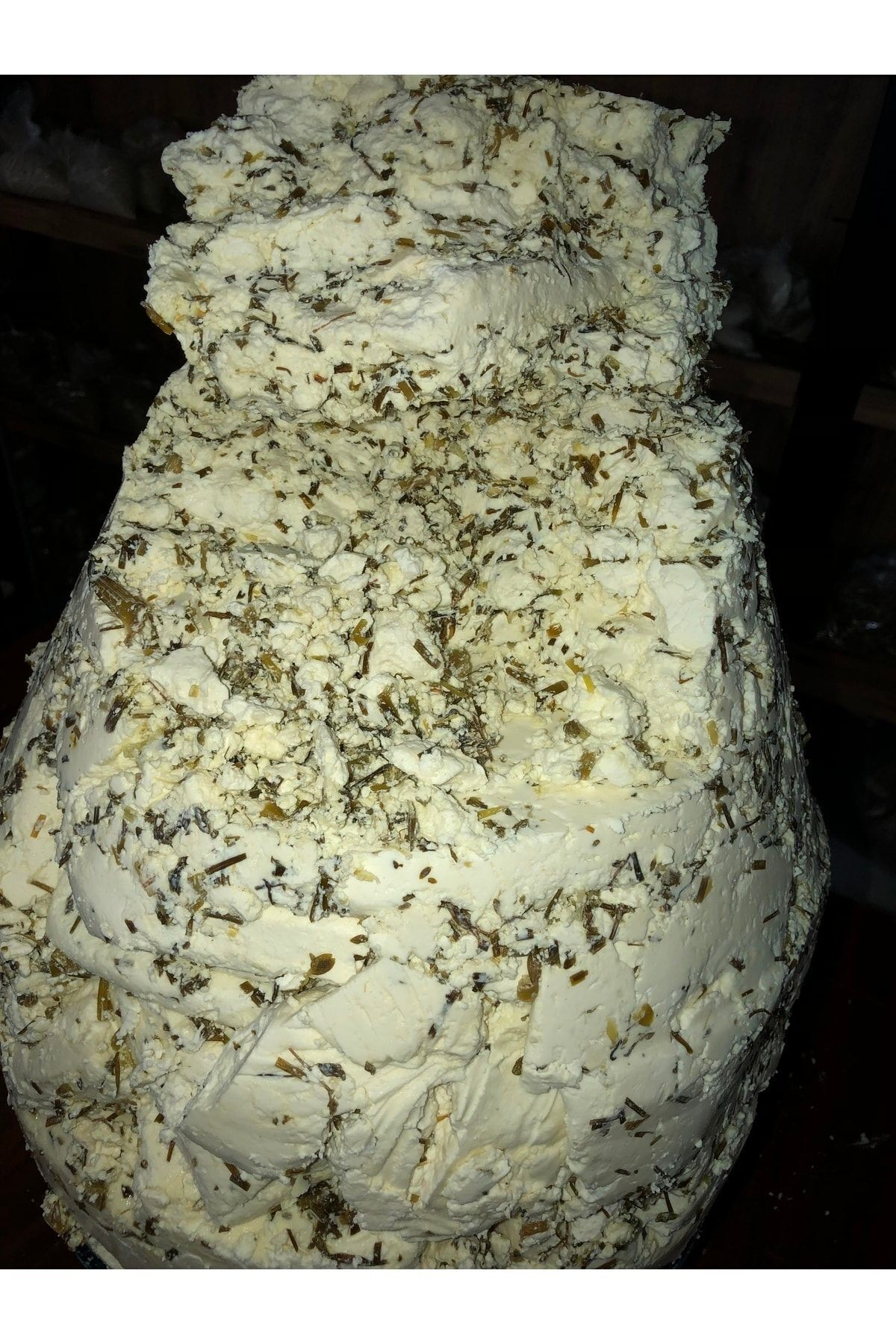 Orijinal Toprak Altı Otlu Van Küp Peyniri 1 Kg
