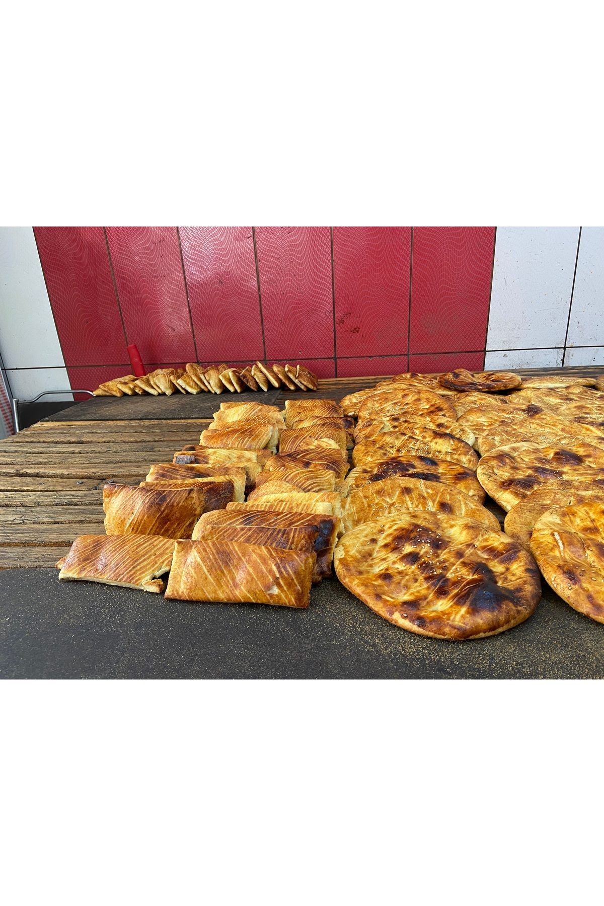 Van Çöreği Kesme ve Yuvarlak Yağlı Van Çöreği 10 adet