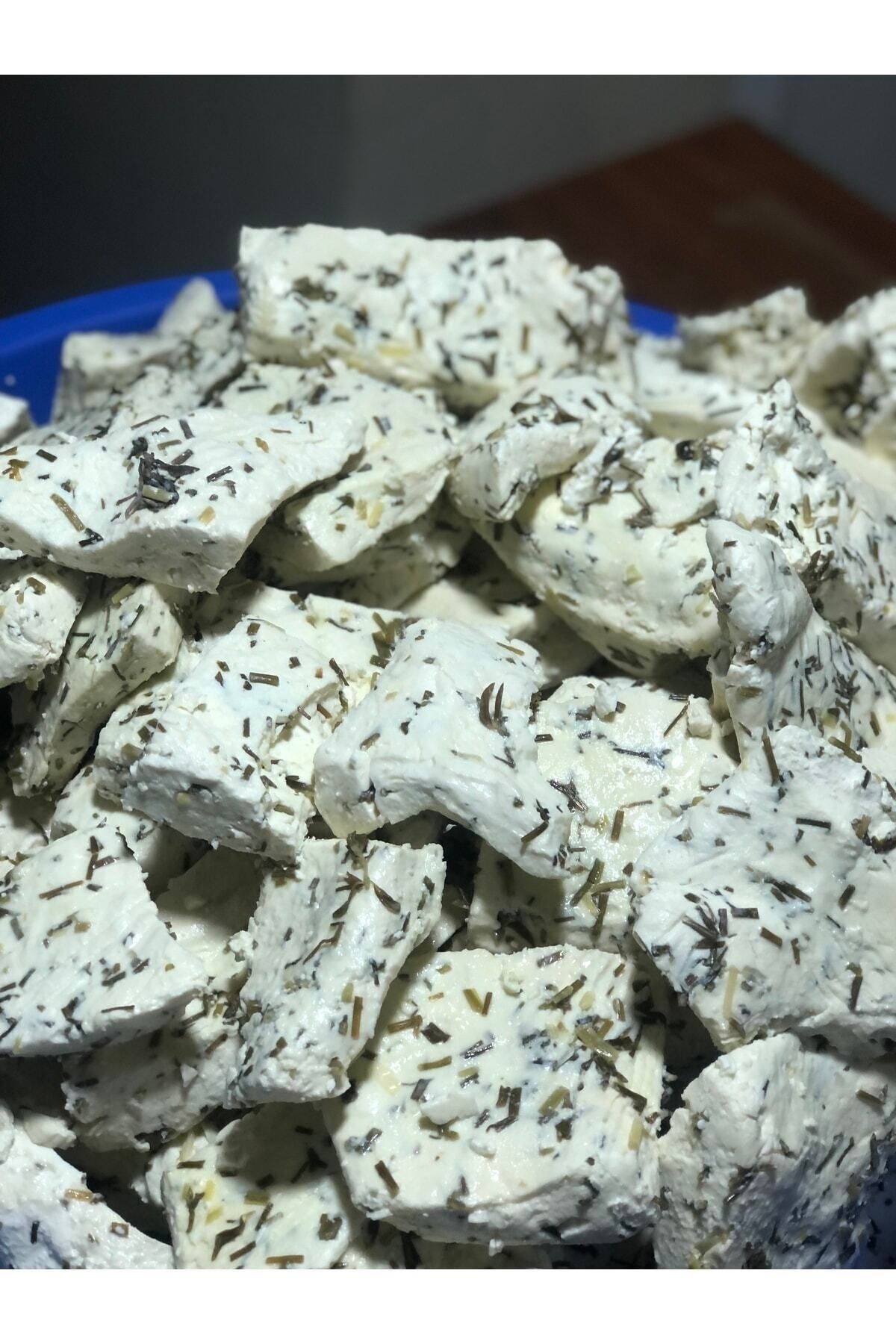 Taze Otlu Van Peyniri [ 1 kg ]