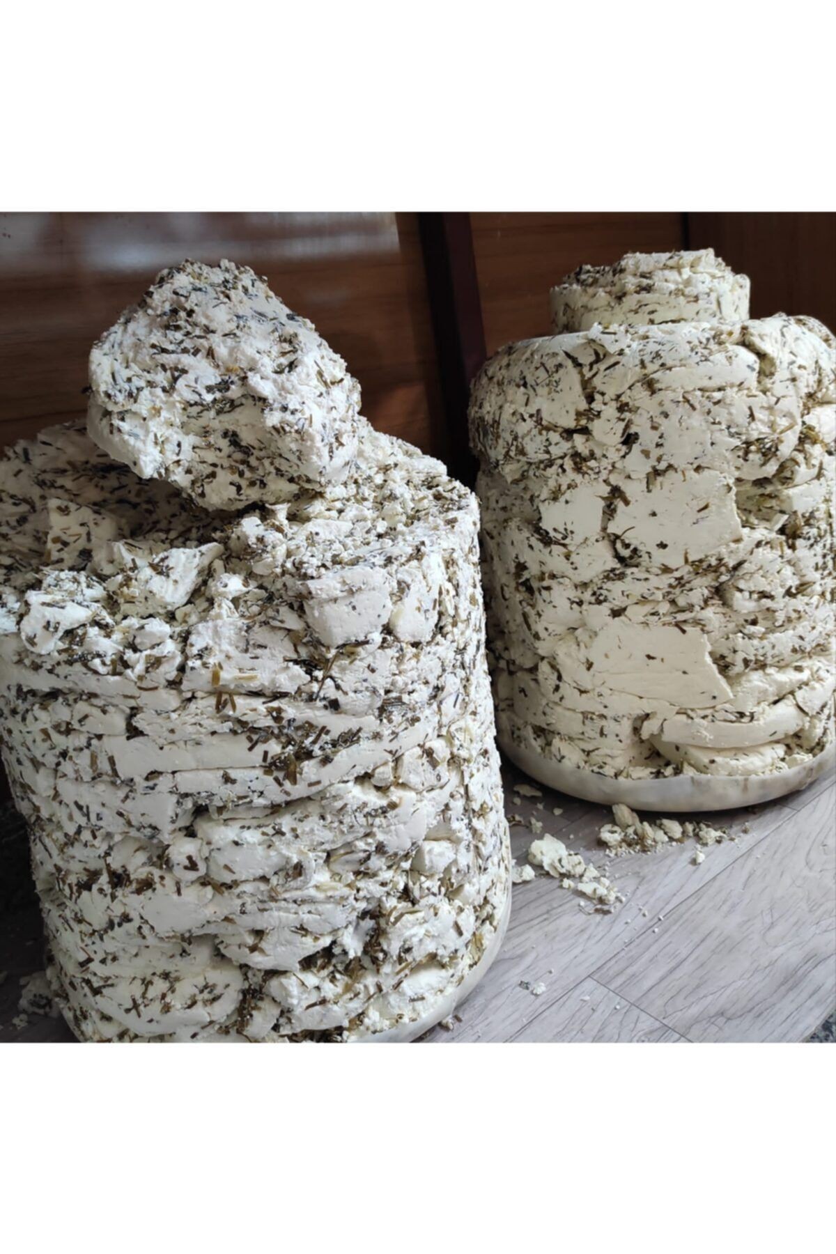 Van Otlu Eski Küp Peyniri (1.kg) Otlu Toprak Altı Küp Peyniri