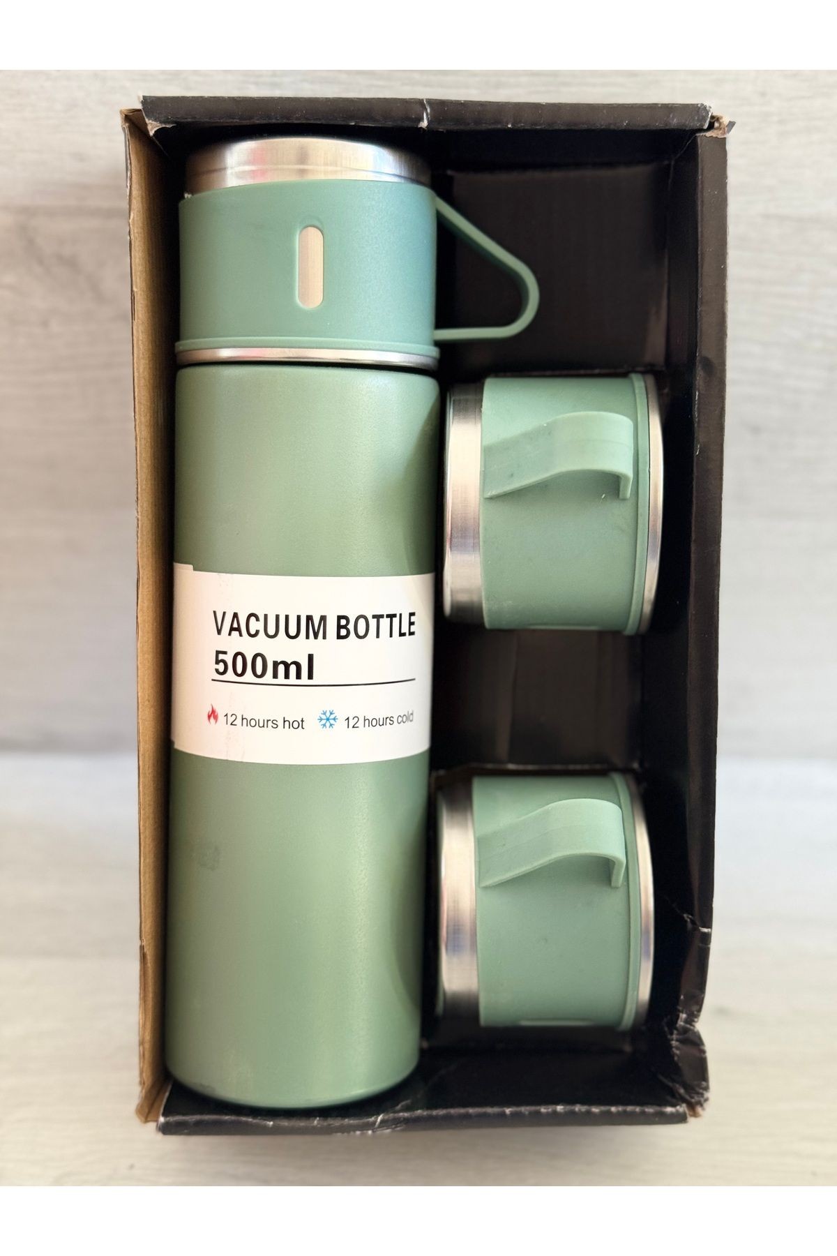 3 bardaklı 500ml  termos