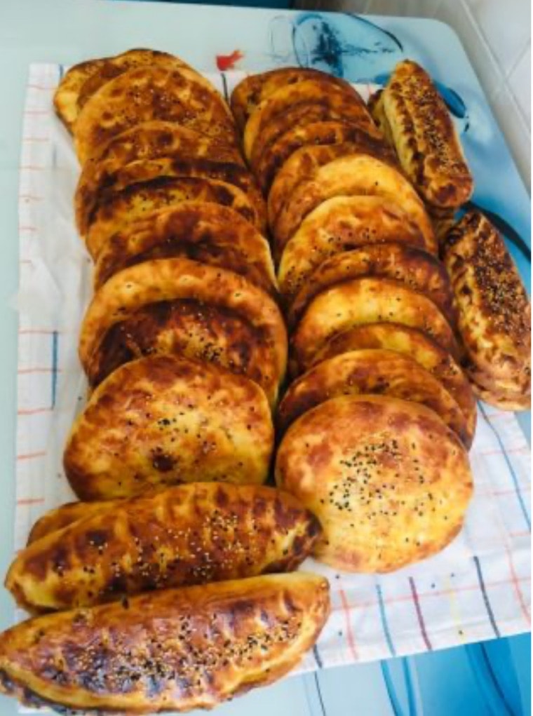 İçli Van Çöreği  7 Adet Tereyağlı