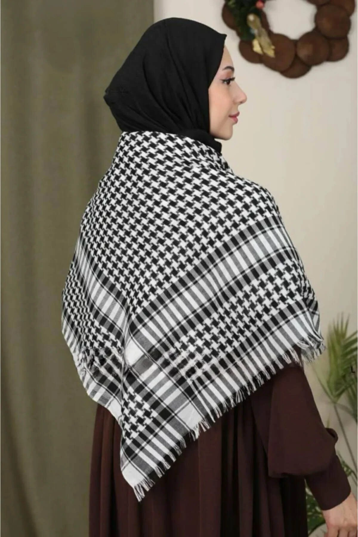 Pamuklu Puşi , Poşu, Kefiye Beyaz Şal 100x100 AYN24014