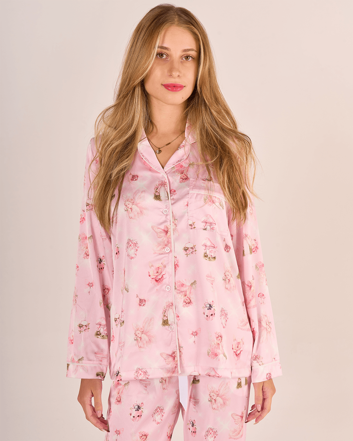 Peri Kızı Desenli Saten Pijama Takımı