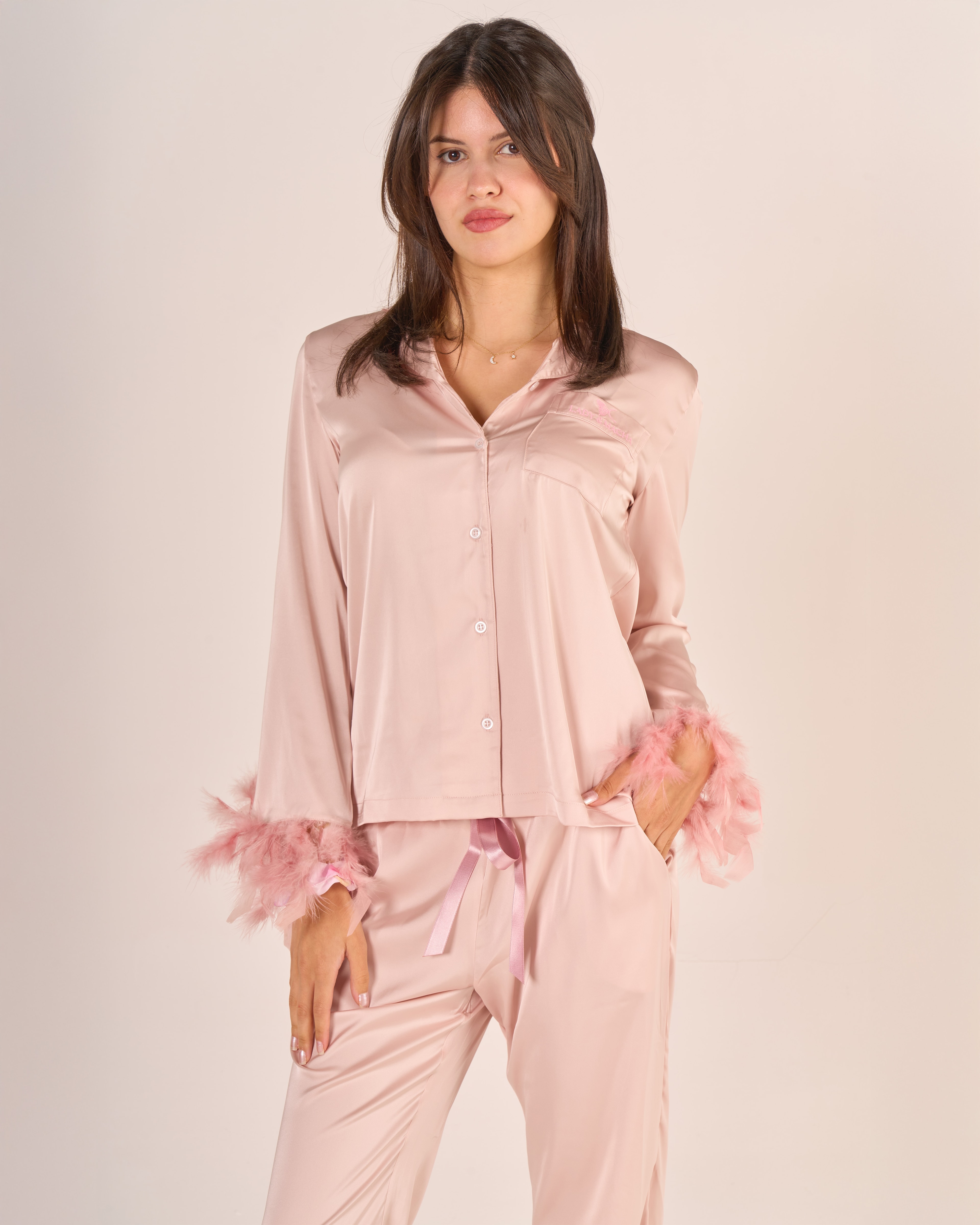 Kaz Tüyü Detaylı Pudra Saten Pijama Takımı