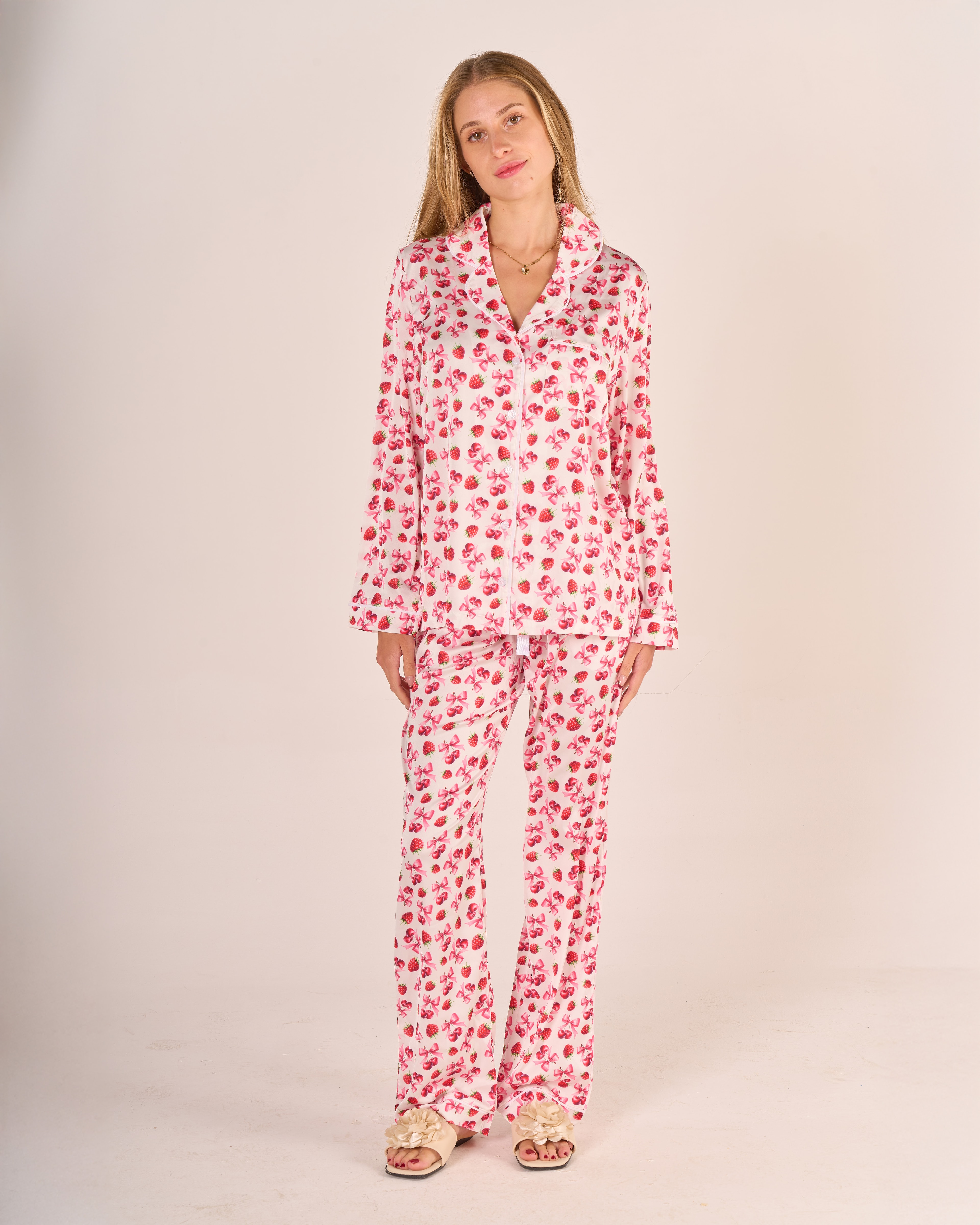 Kiraz ve Çilek Desenli Gömlek Düğmeli Pijama Takımı - Uzun