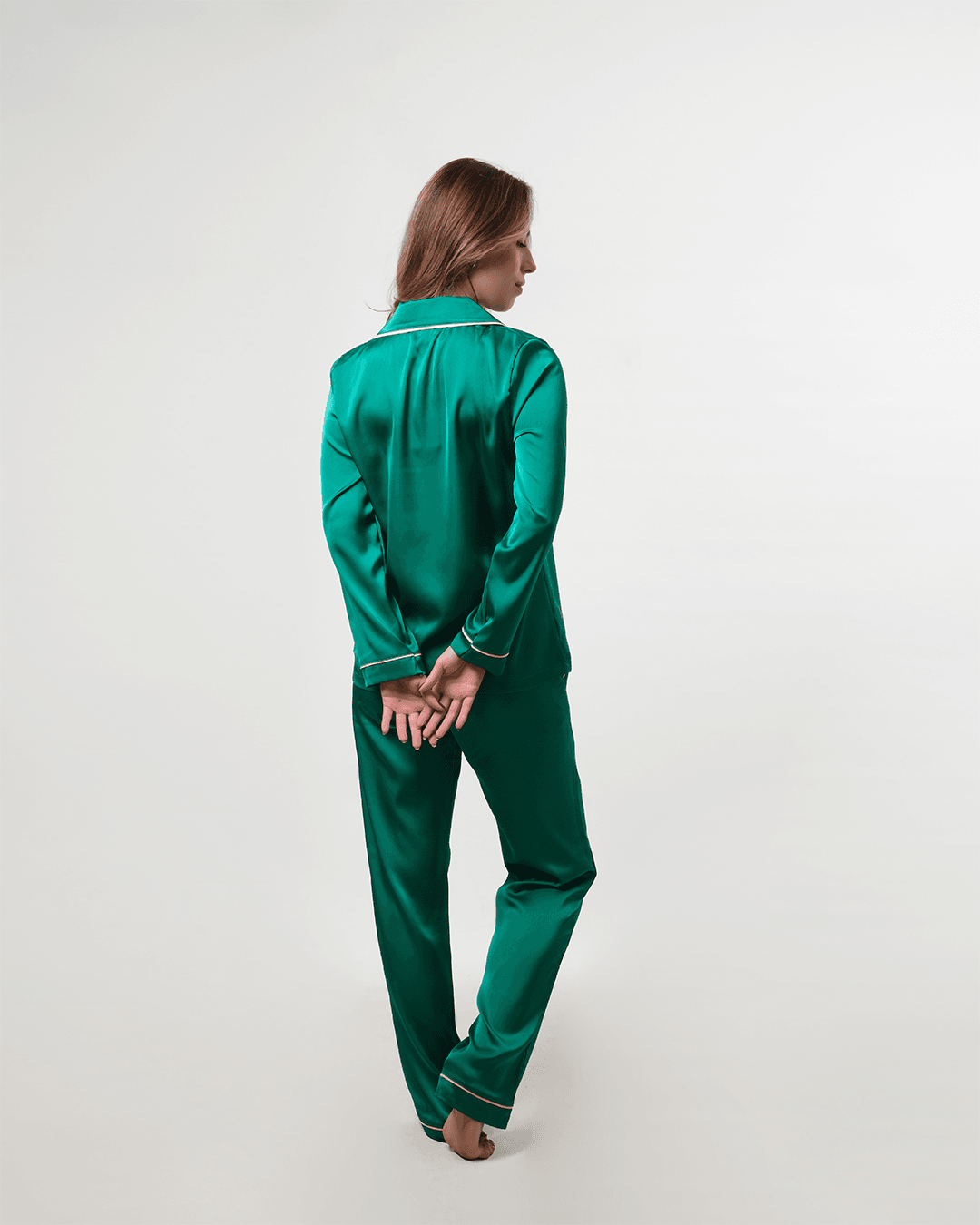 Zümrüt Yeşili Saten Pembe Arabiye Detaylı Uzun Pijama Takımı