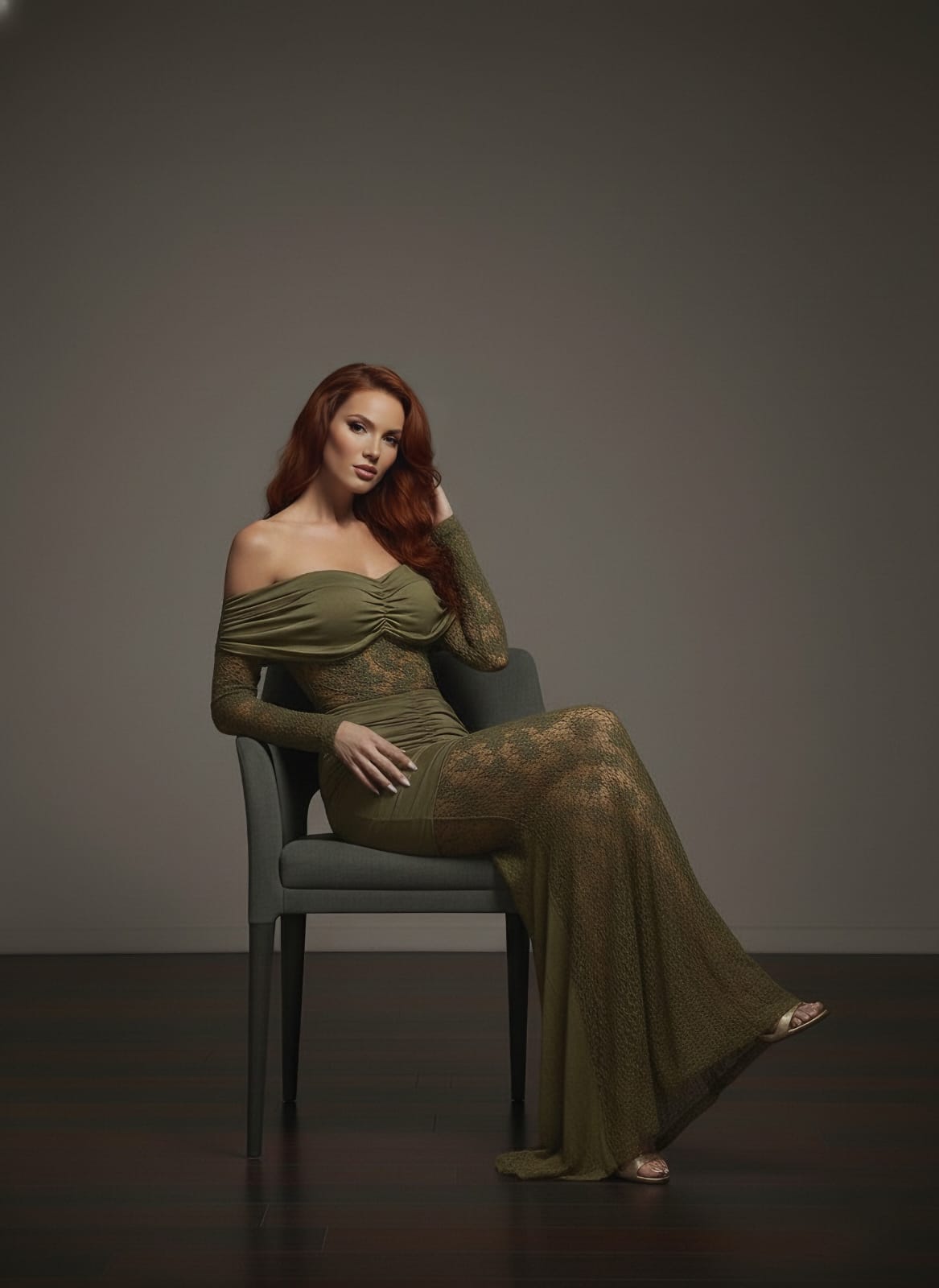 Dantel detaylı astarlı licralı maxi elbise